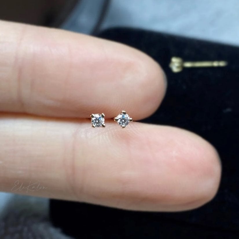 14K Yellow Gold 2mm Diamond Stud Earrings