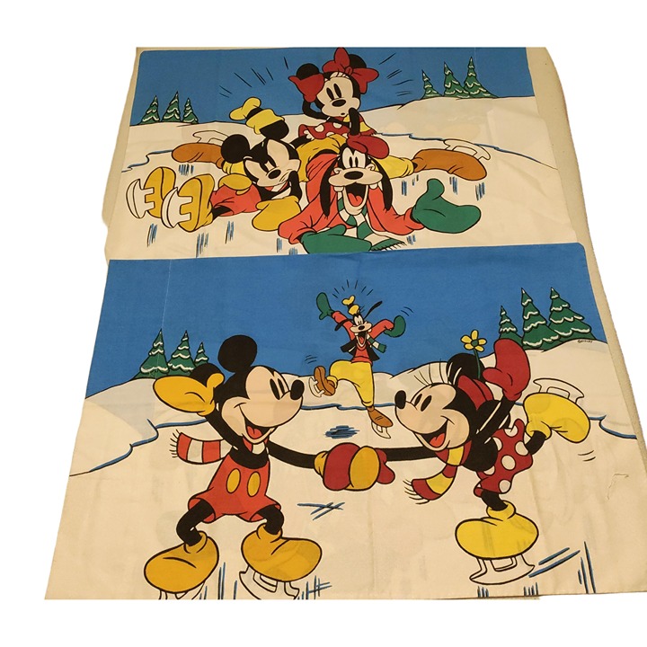 Disney RN#14185 Set of 2 Skating Mickey Minnie And Goofy Dual Sided Pillowcases