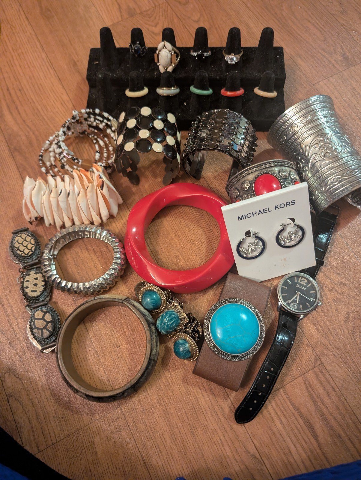Jewelry lot
