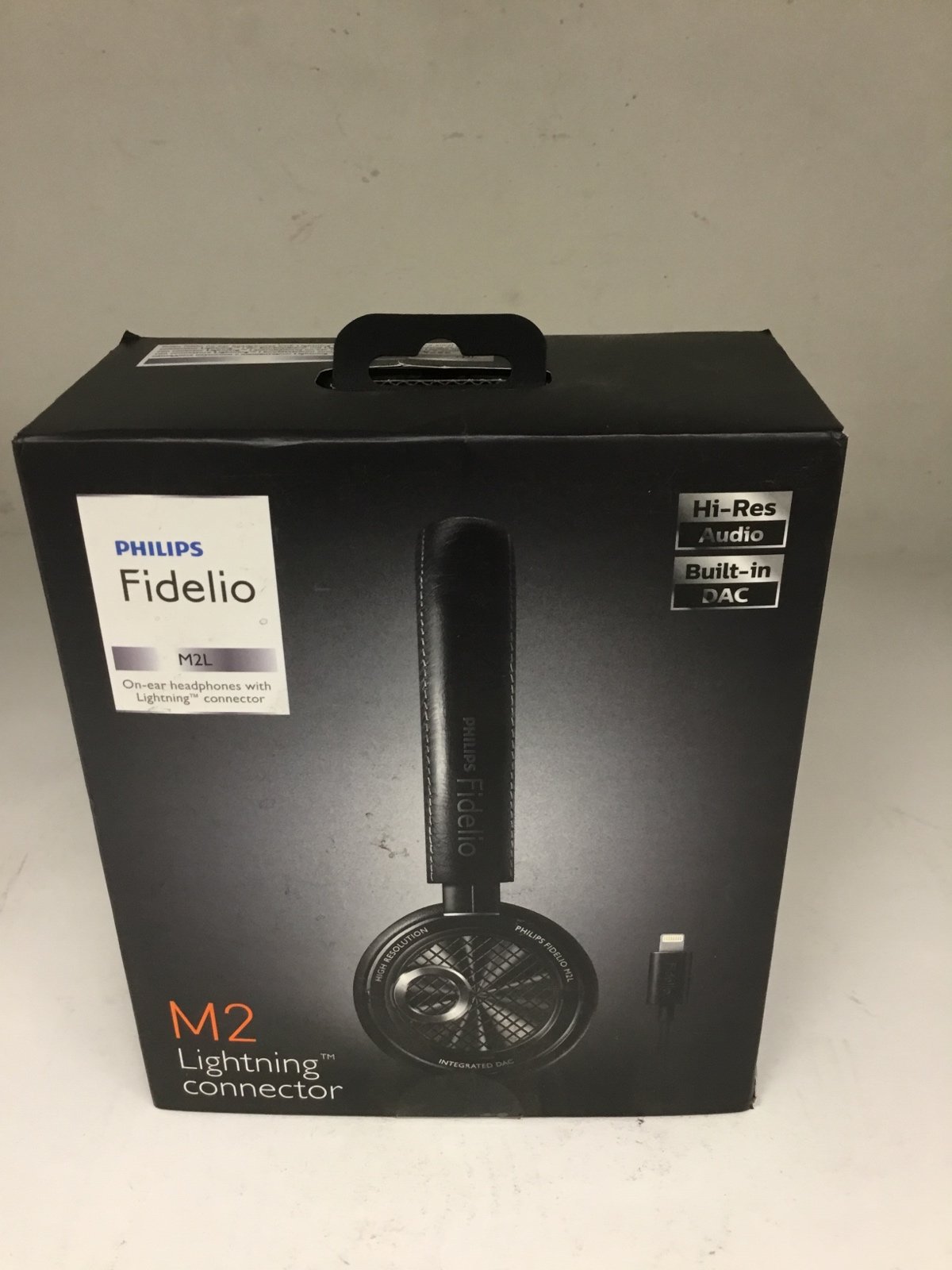 Philips Fidelio Headphones (on ear). M2 Lighting connector
