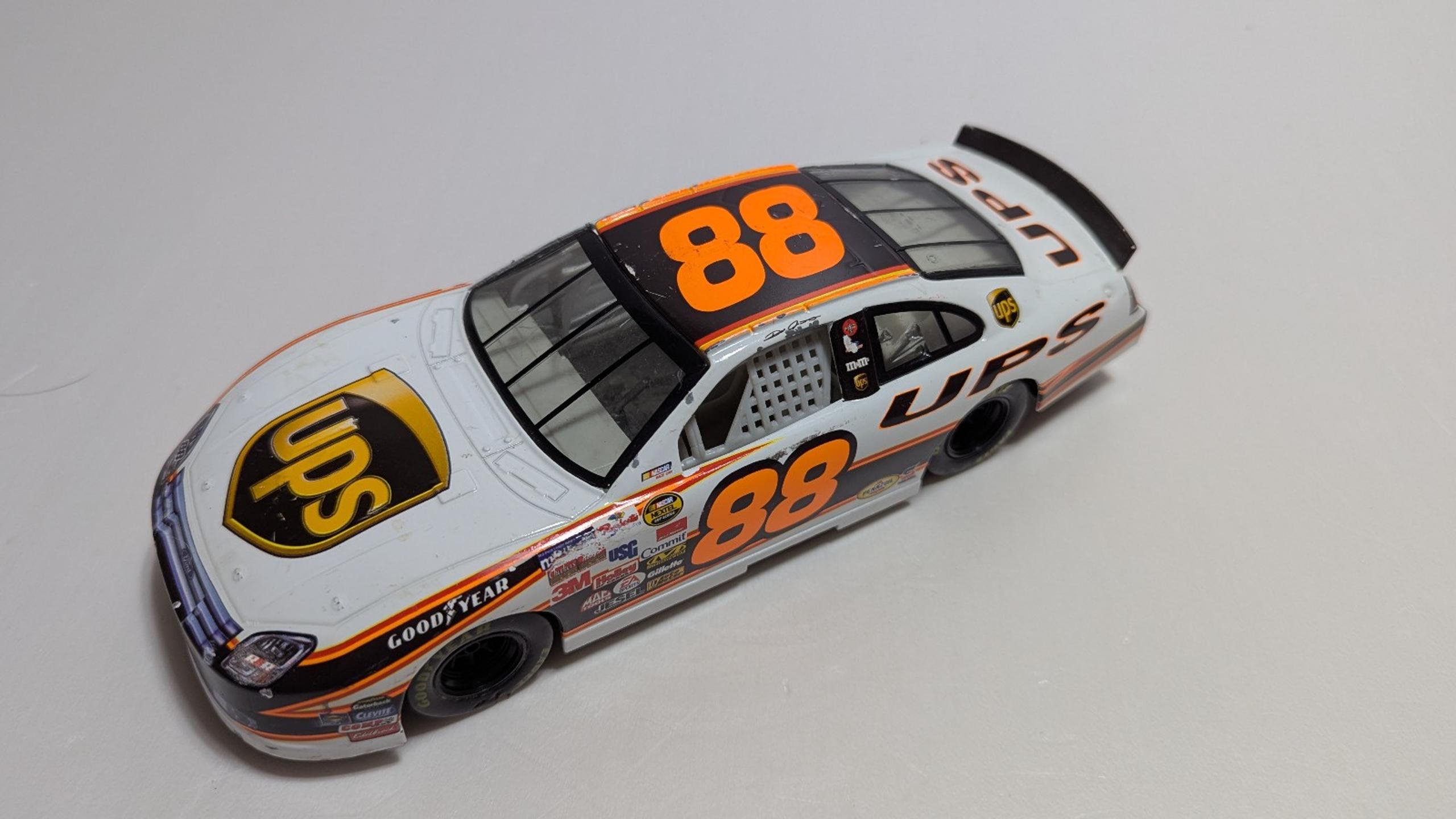 Dale Jarret 2006 UPS #88 1/24 NASCAR Diecast Action / Winner's Circle