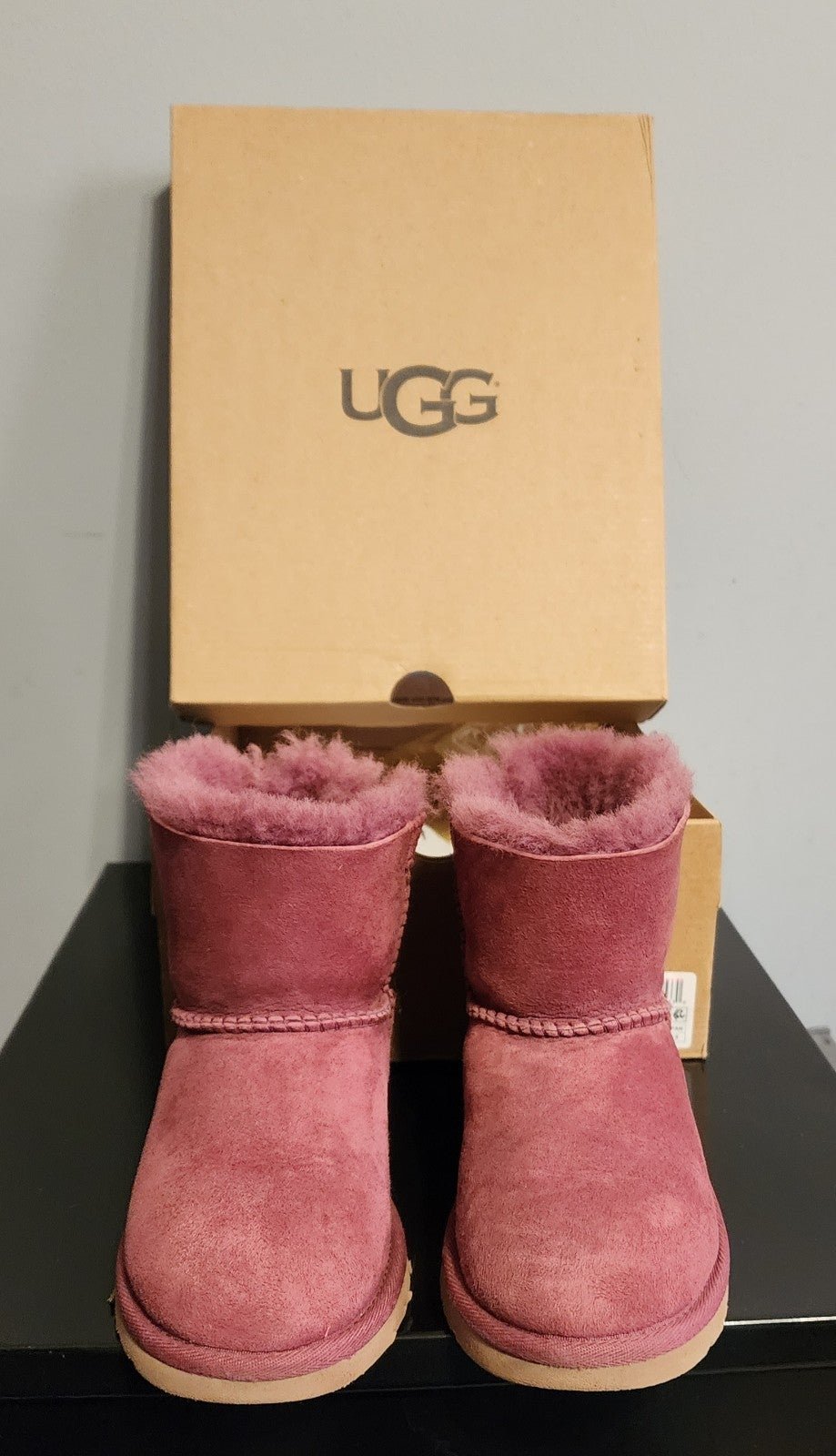 **SUPER CUTE** Pink UGG Kandice Boots. Big Girls - Kid Size 13