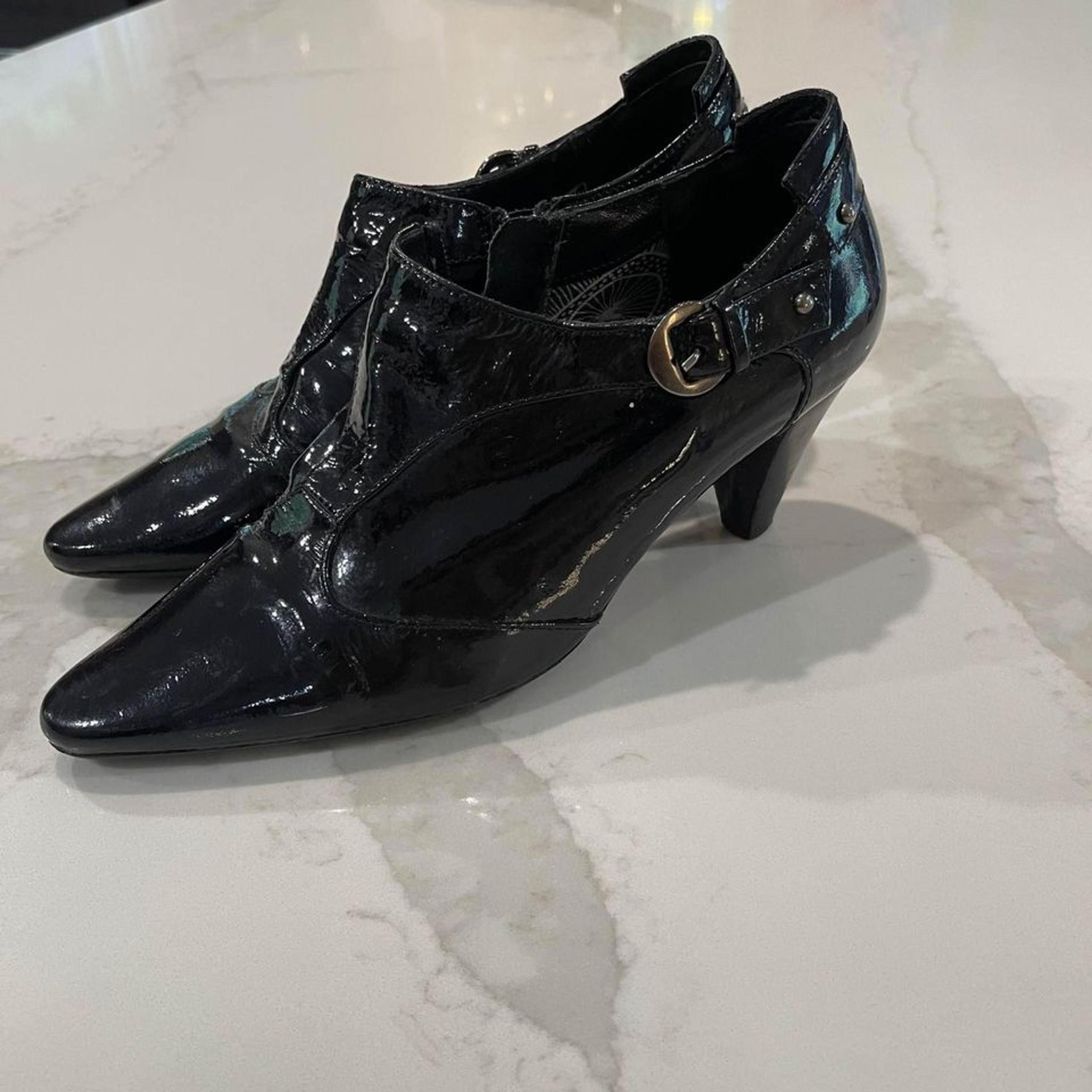 Aquatalia by Marvin K Ankle Booties Black Patent Leather Side Zipper Women's 6.5