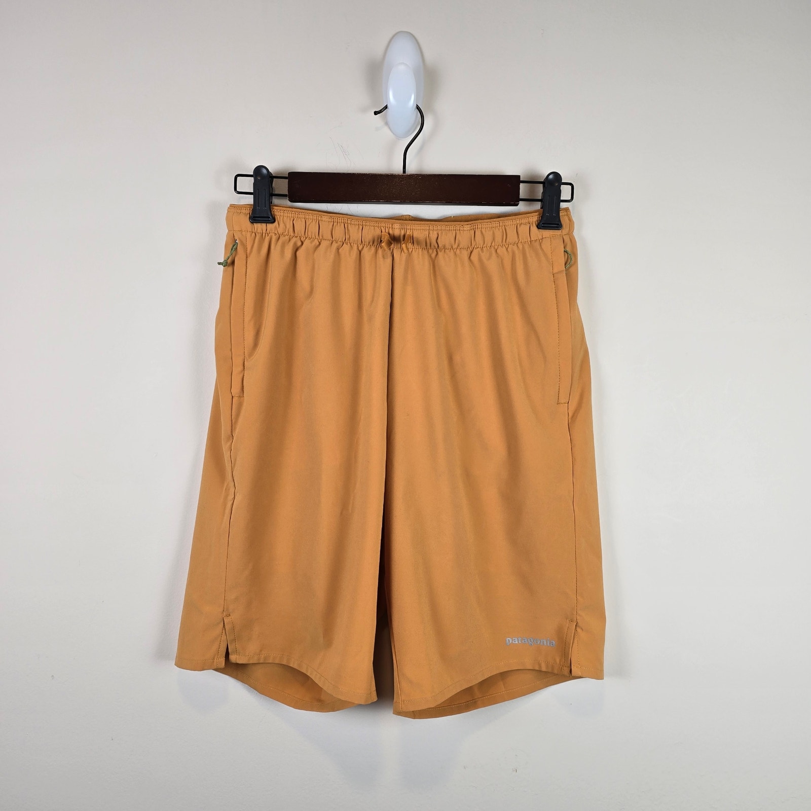 Patagonia Mens Multi Trails Shorts Sz XXL 8 Inseam Golden Caramel Lined Running