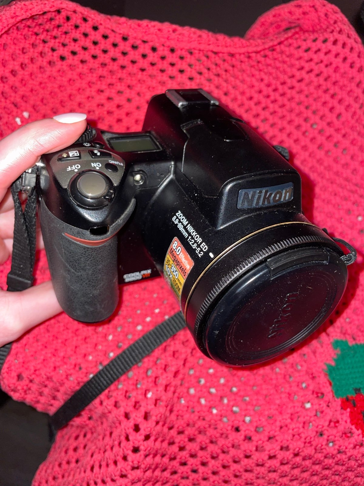 Nikon Digital Video Camera CoolPix8800 VR