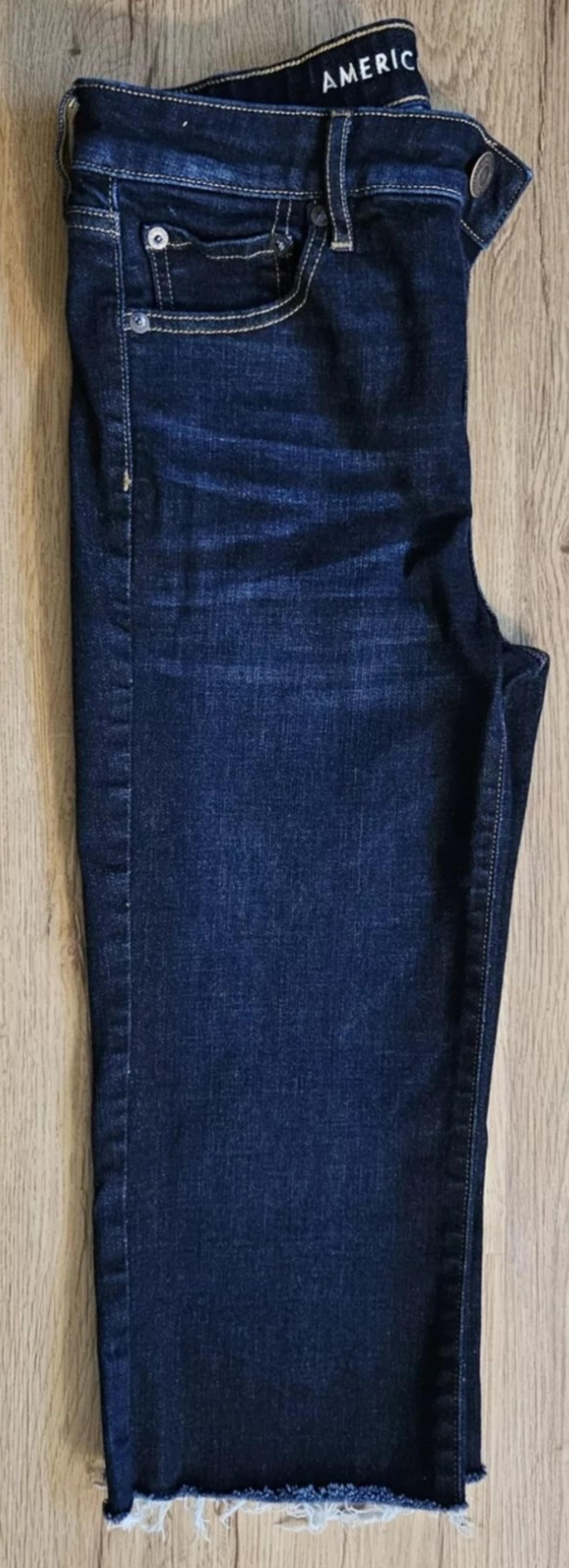 American Eagle High-Rise Crop Flare Raw Hem Super Stretch Womens Jeans 4R Dark