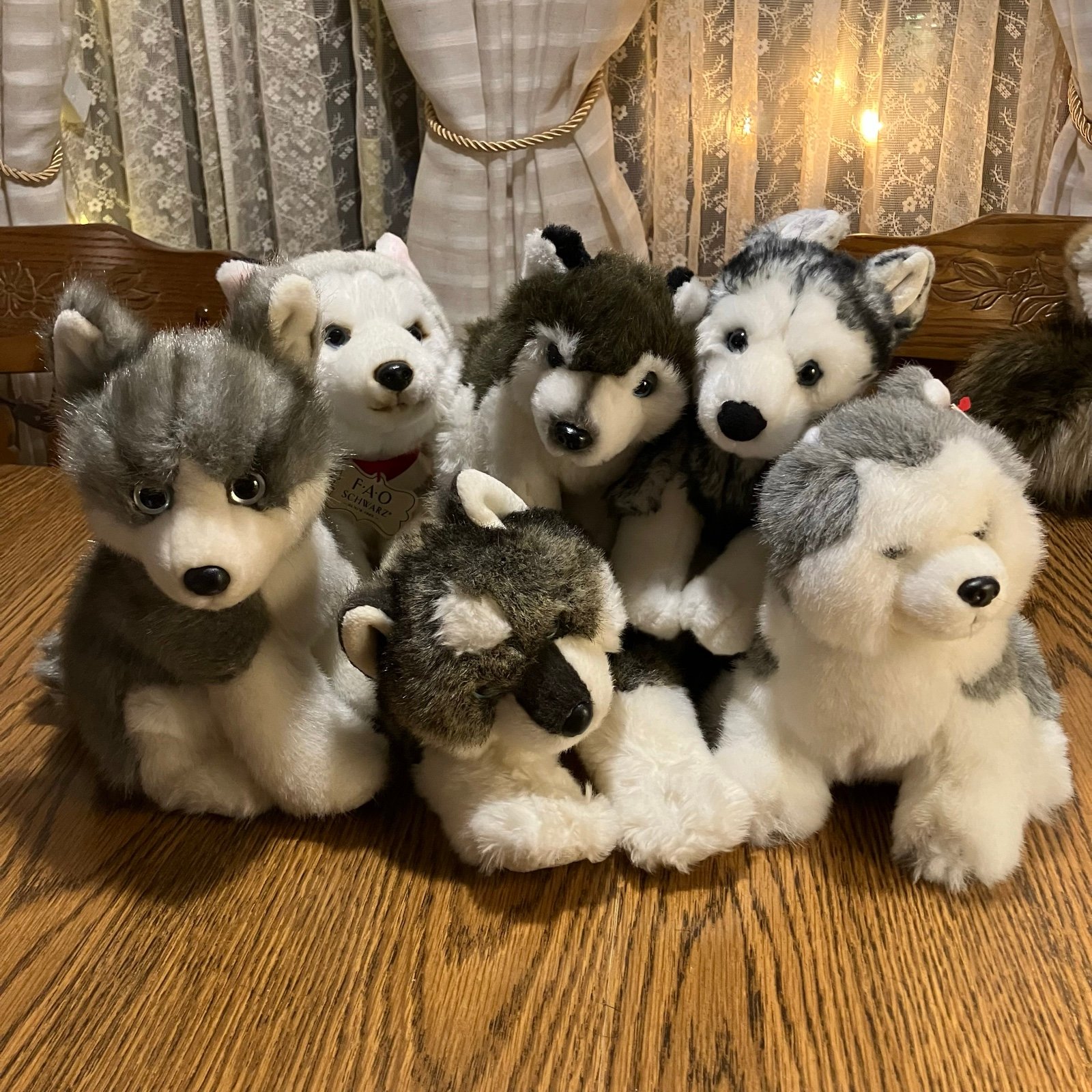 Husky Plush 6-pack Ty, Gund, FAO, Fiesta, vintage NWT Ty Dakota