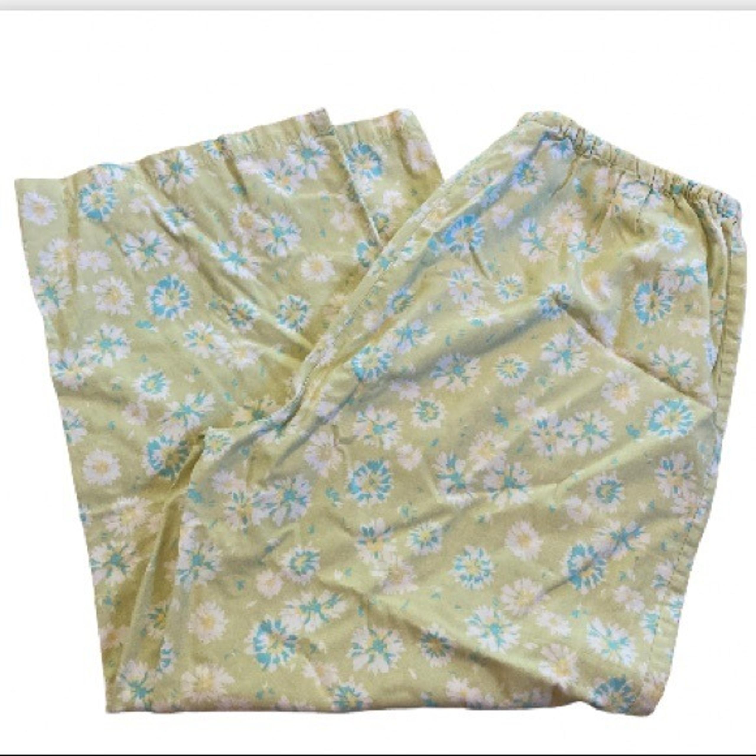 Eddie Bauer Floral Pajama Lounge Pants- Size Medium-green white blue