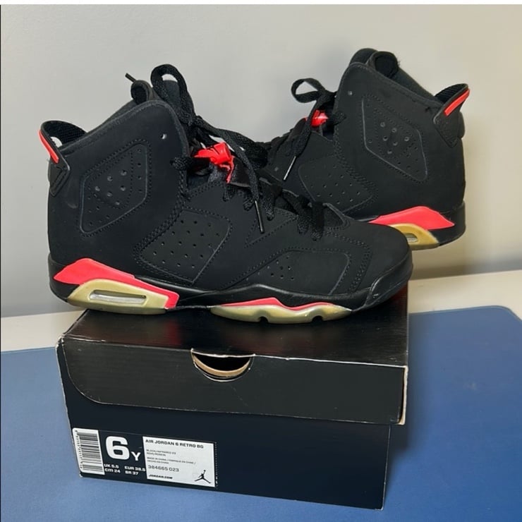 Jordan 6 retro size 6Y