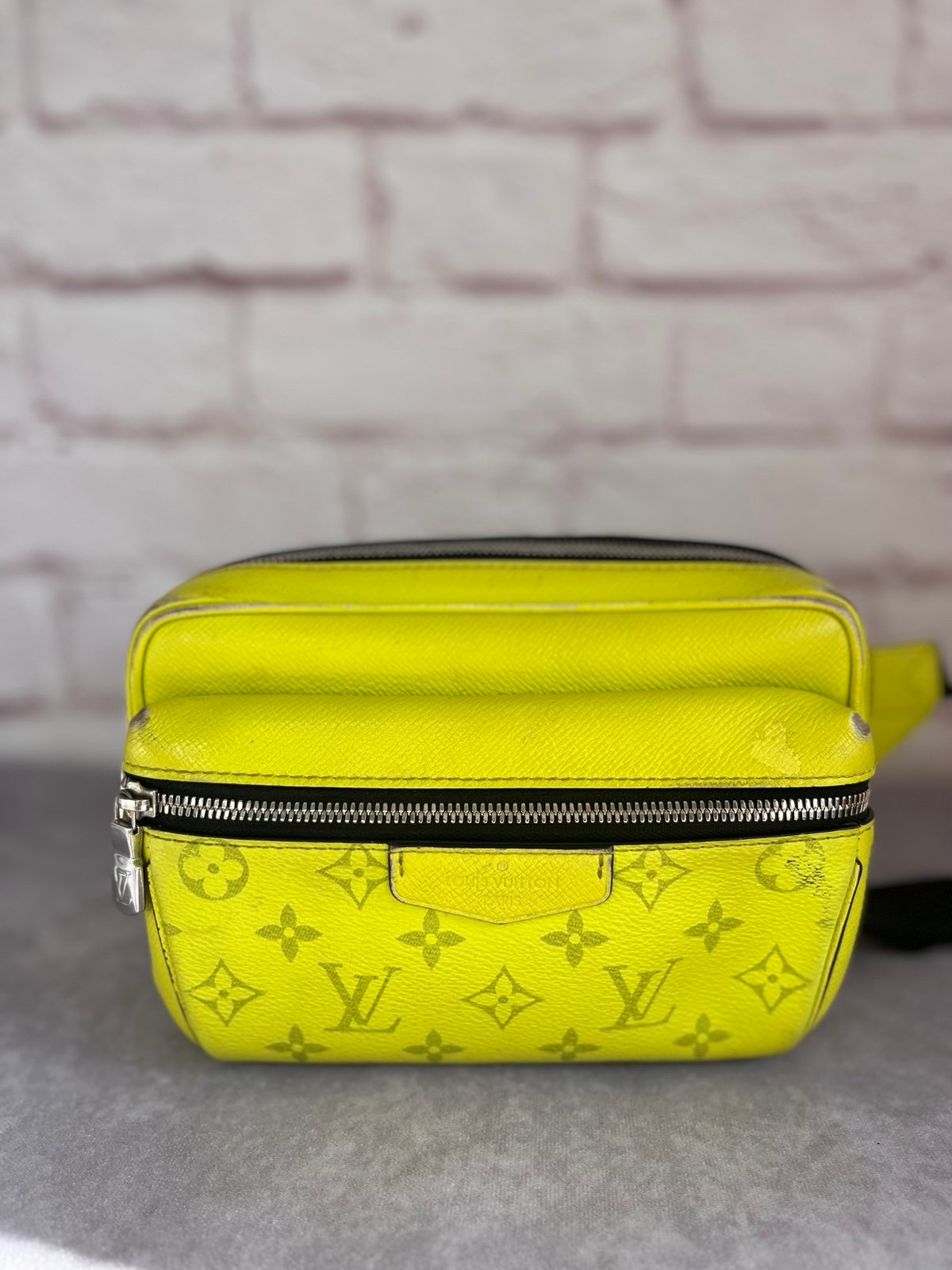 Louis Vuitton Vernis Fulton Bag - Yellow Waist Bags, Handbags