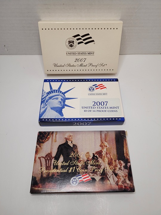 United States Mint Proof Set 2007 Complete with Presidential Proof Set and COAs