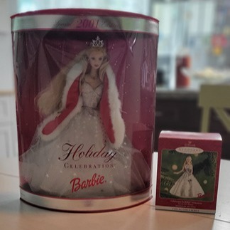 2001 Holiday Celebration Barbie Doll with Ornament (RFB)