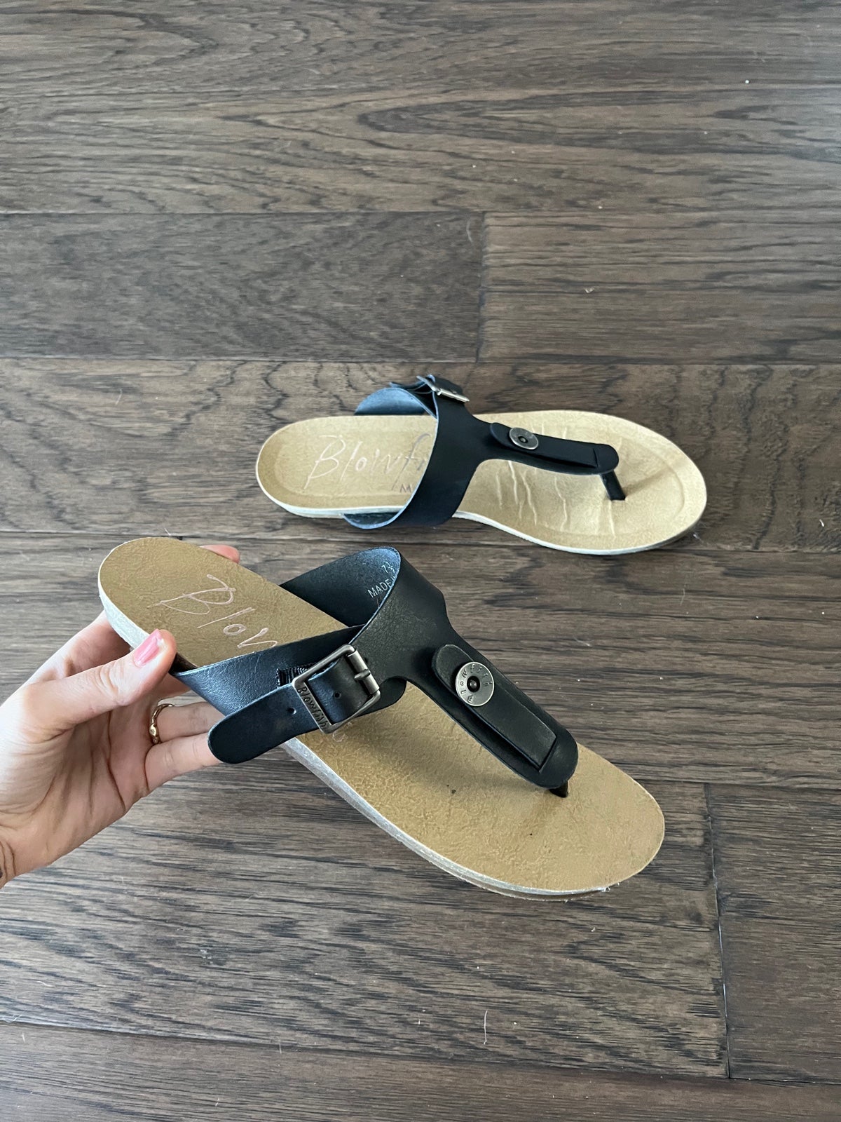 Blowfish T Strap Sandals Mercari
