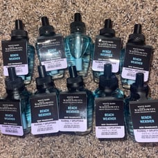 Bath and body works wallflowers