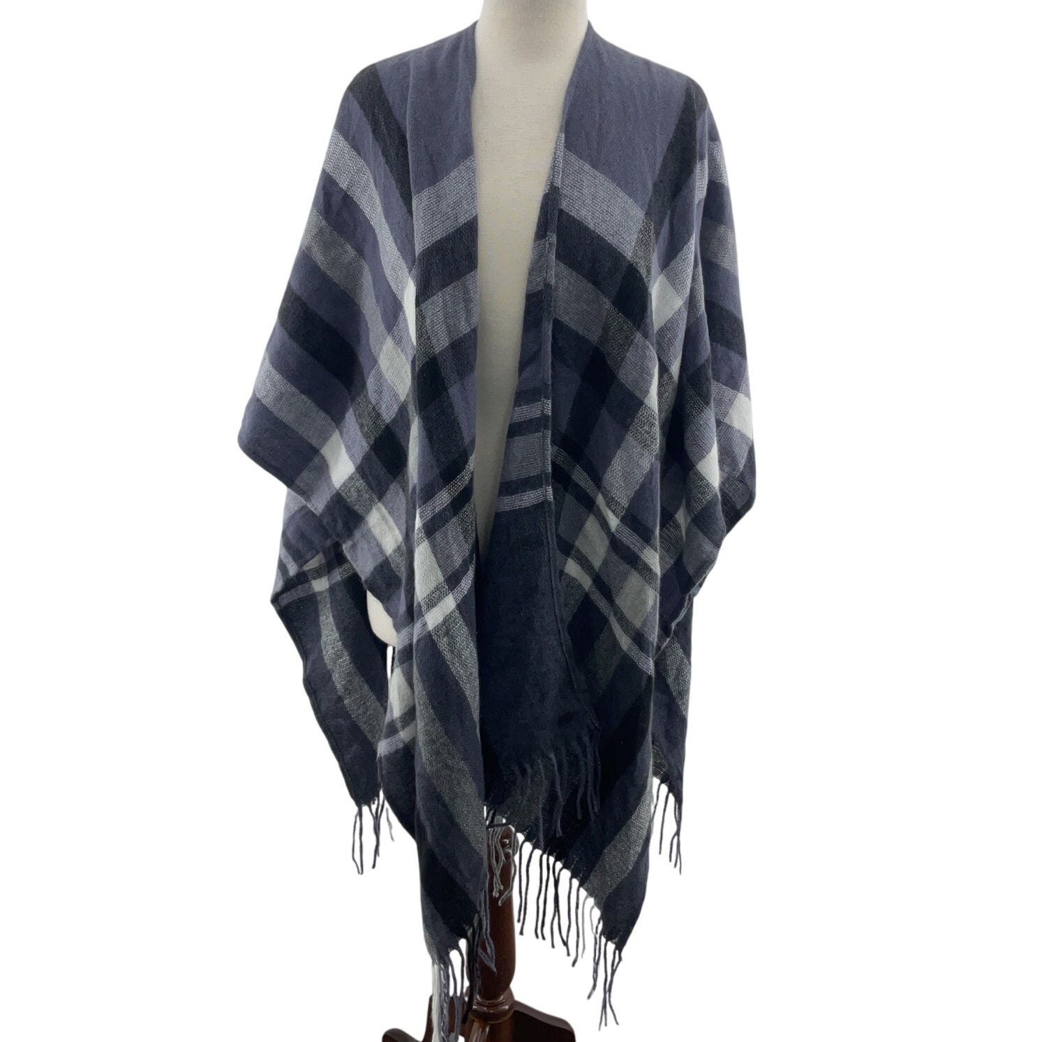 Banana Republic Blue & Black Plaid Fringe Shawl Polyester Women’s Accessory