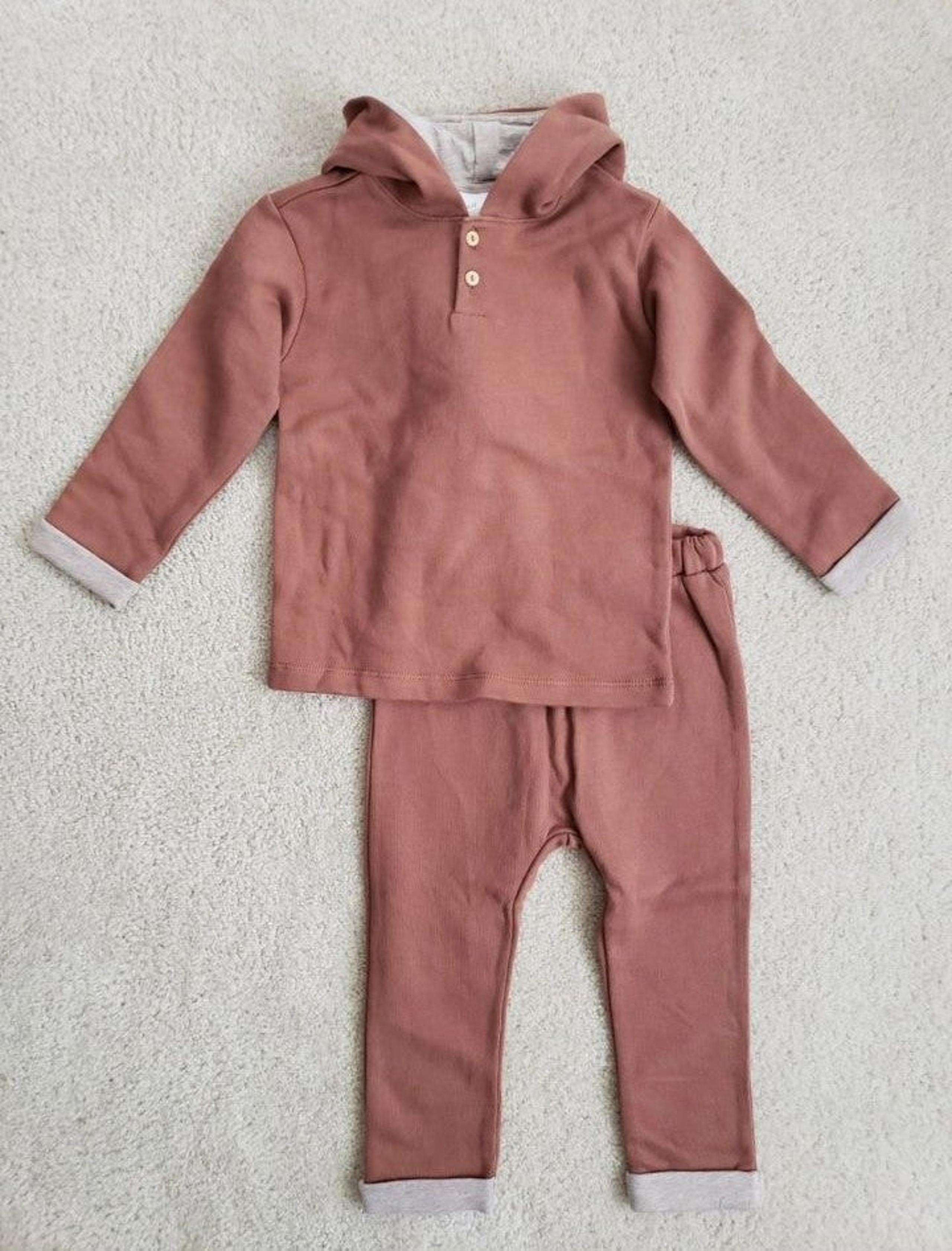 H&M kids girls boys set. Hoodie sweatshirt and pants. Size 2t