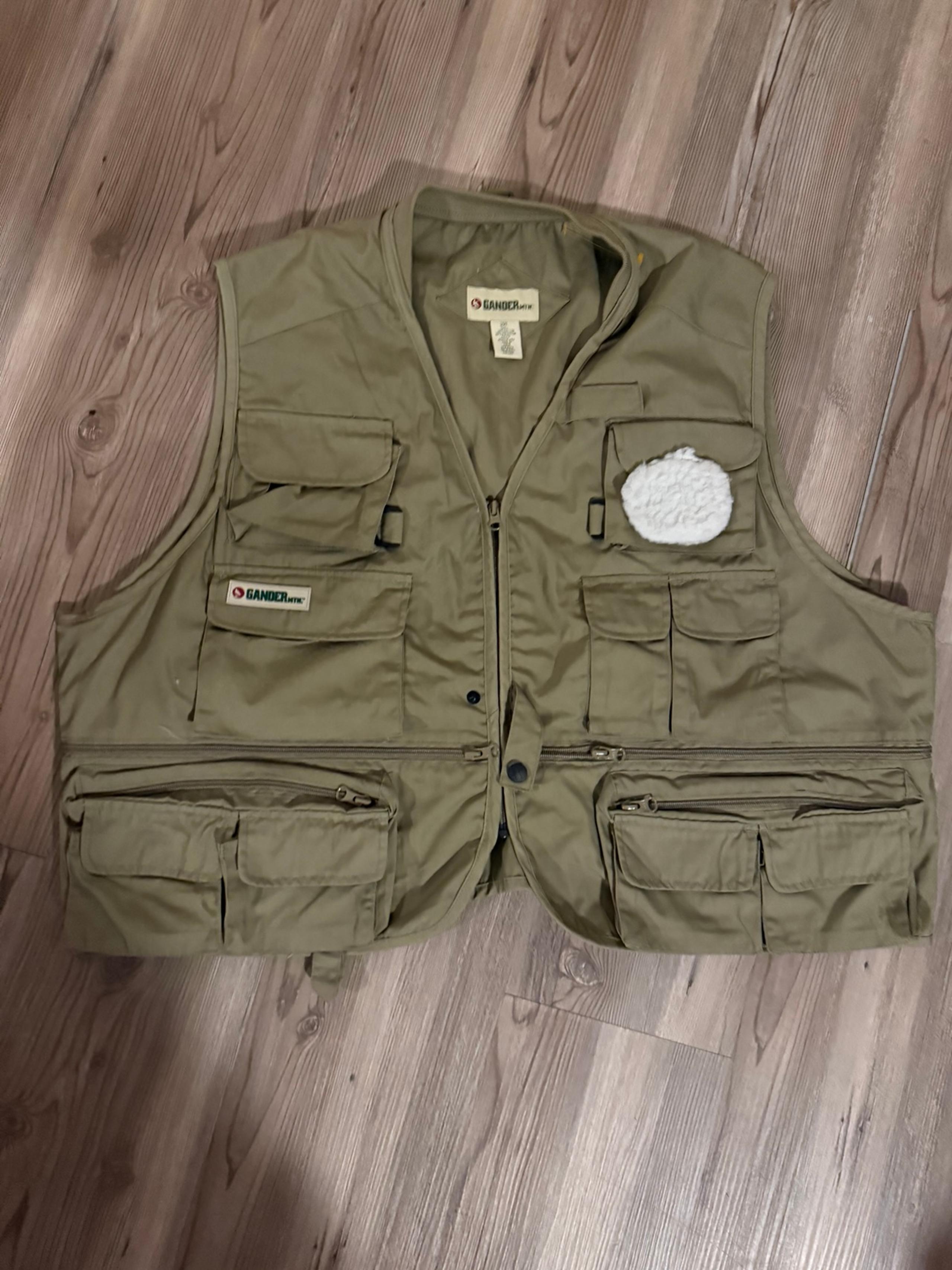 Mens Gander Mountain fishing vest XXL 2XL