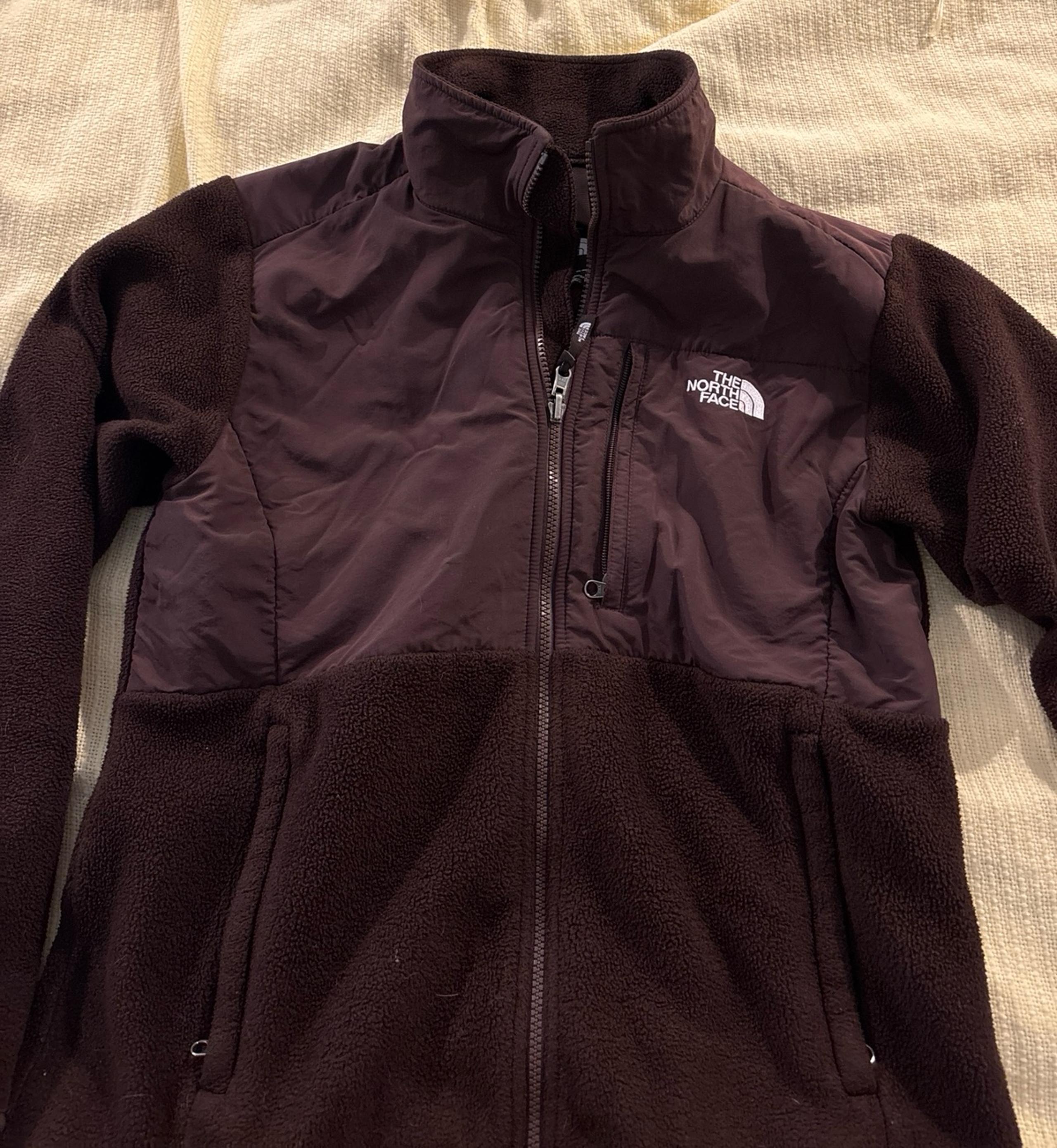 Women’s Northface fleece jacket