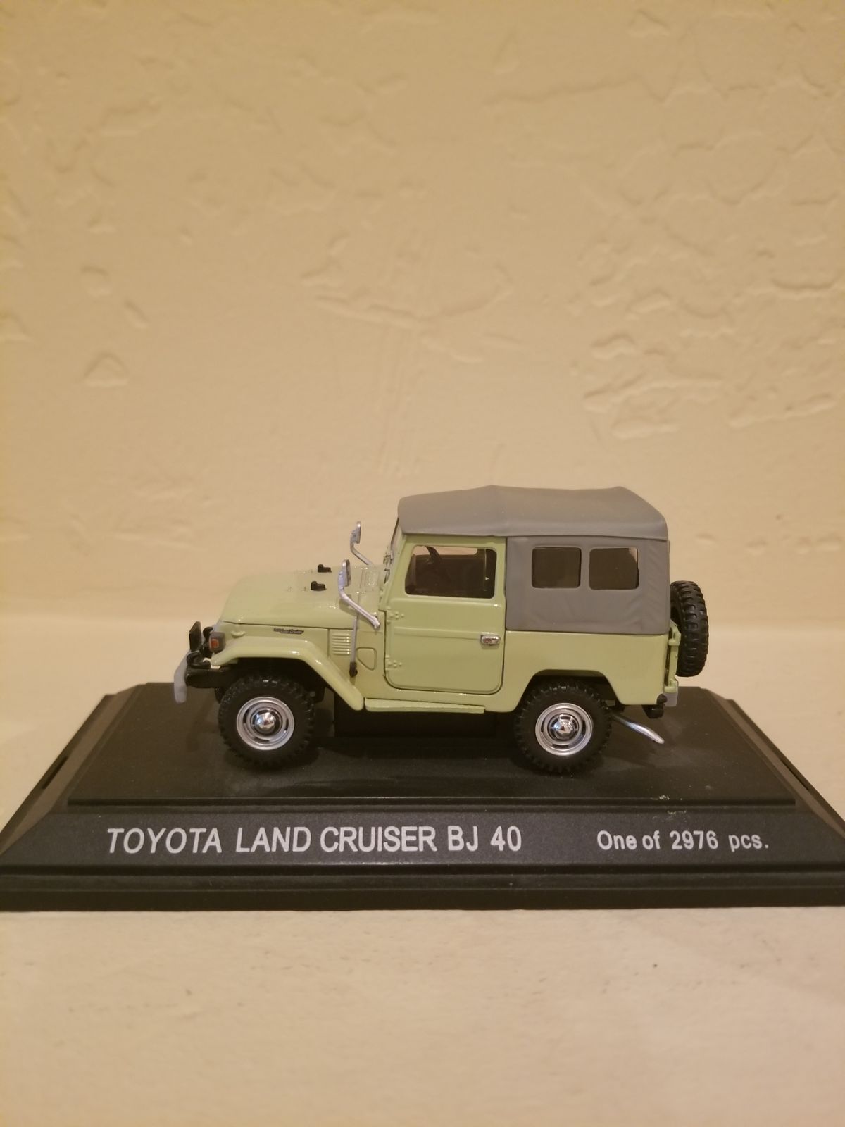 EBBRO Toyota Land Cruiser BJ 40 Diecast
