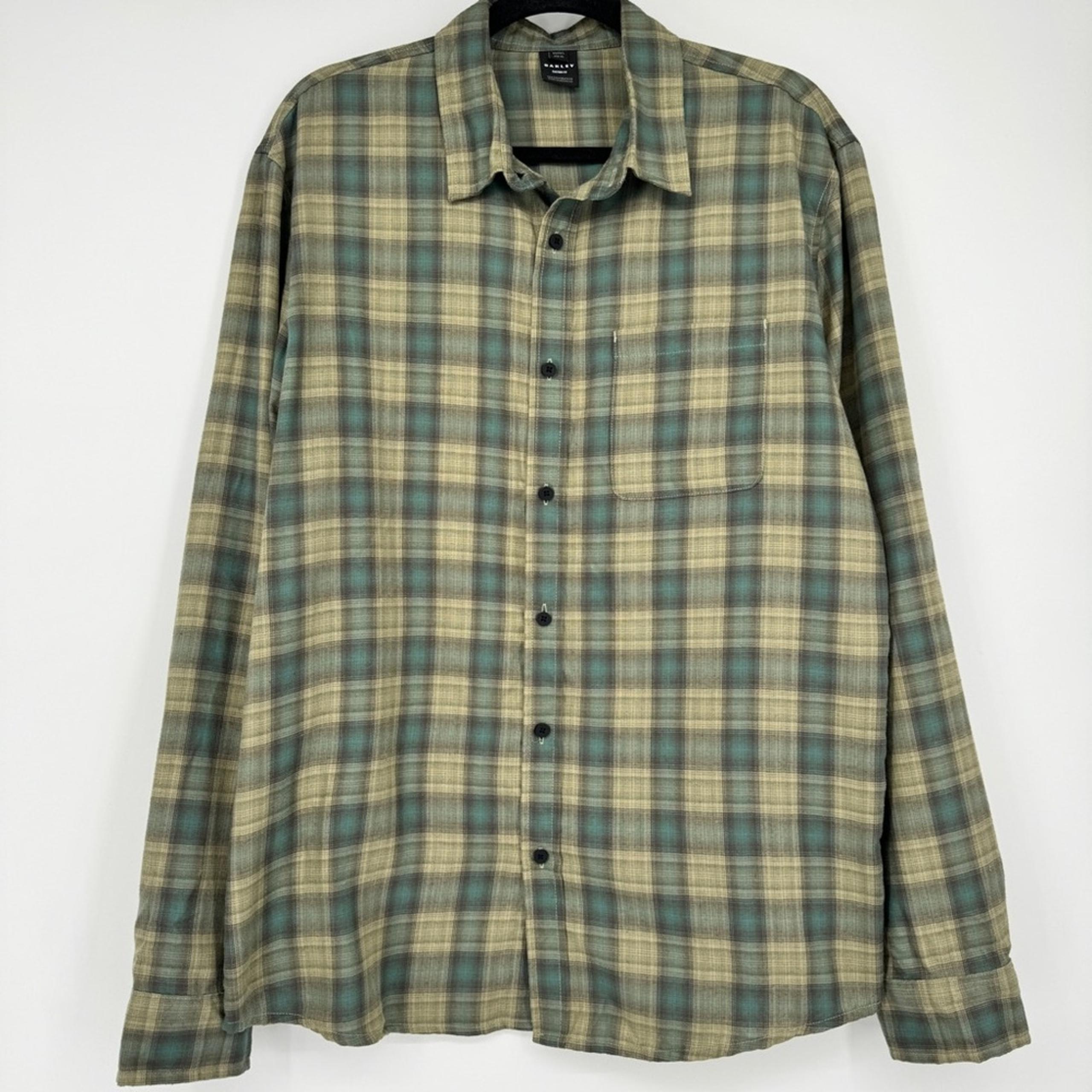 Oakley Men's Custom Fit Green Plaid Long Sleeve Button Up Shirt Size L