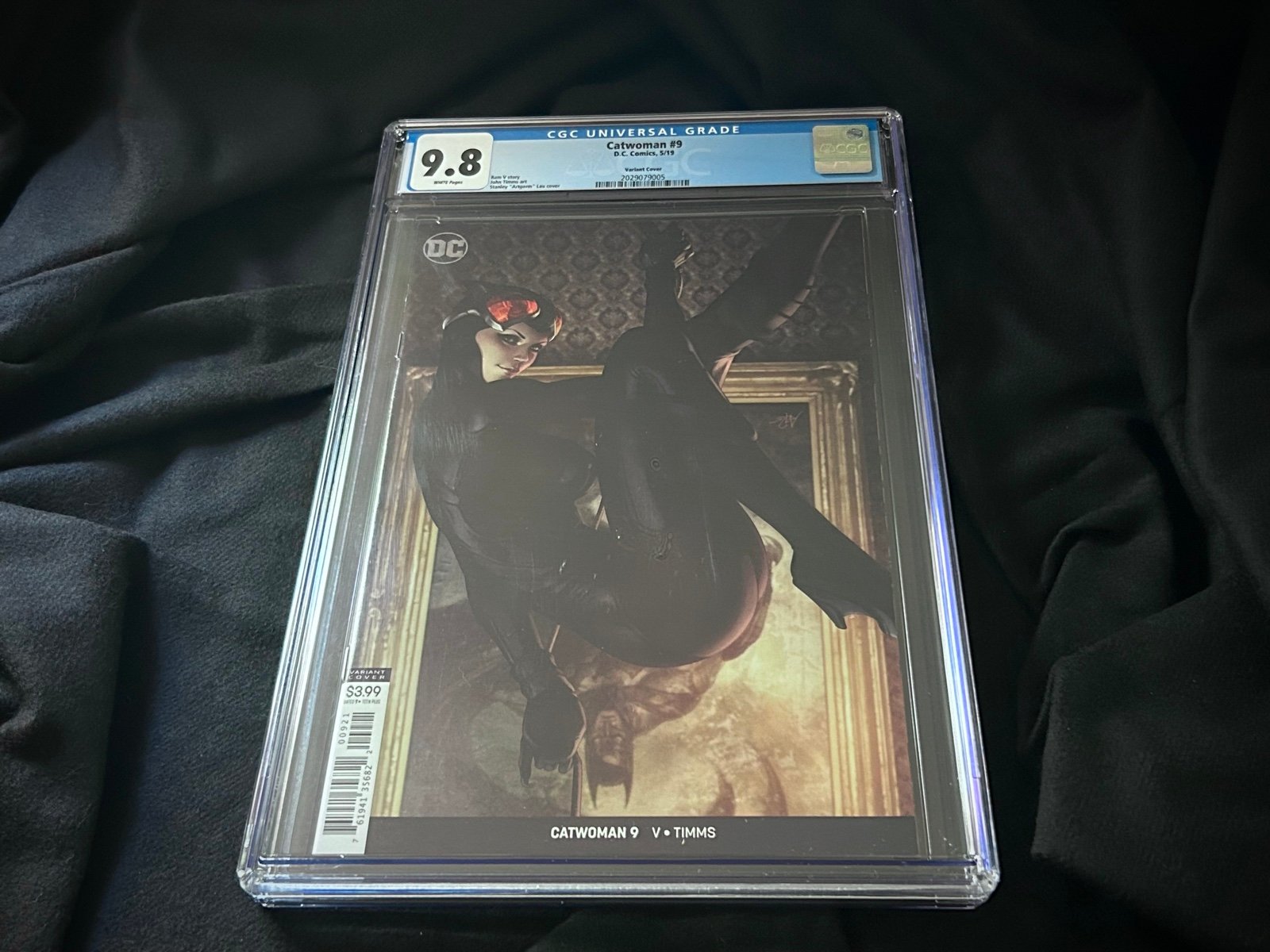 CATWOMAN #9 CGC GRADE 9.8