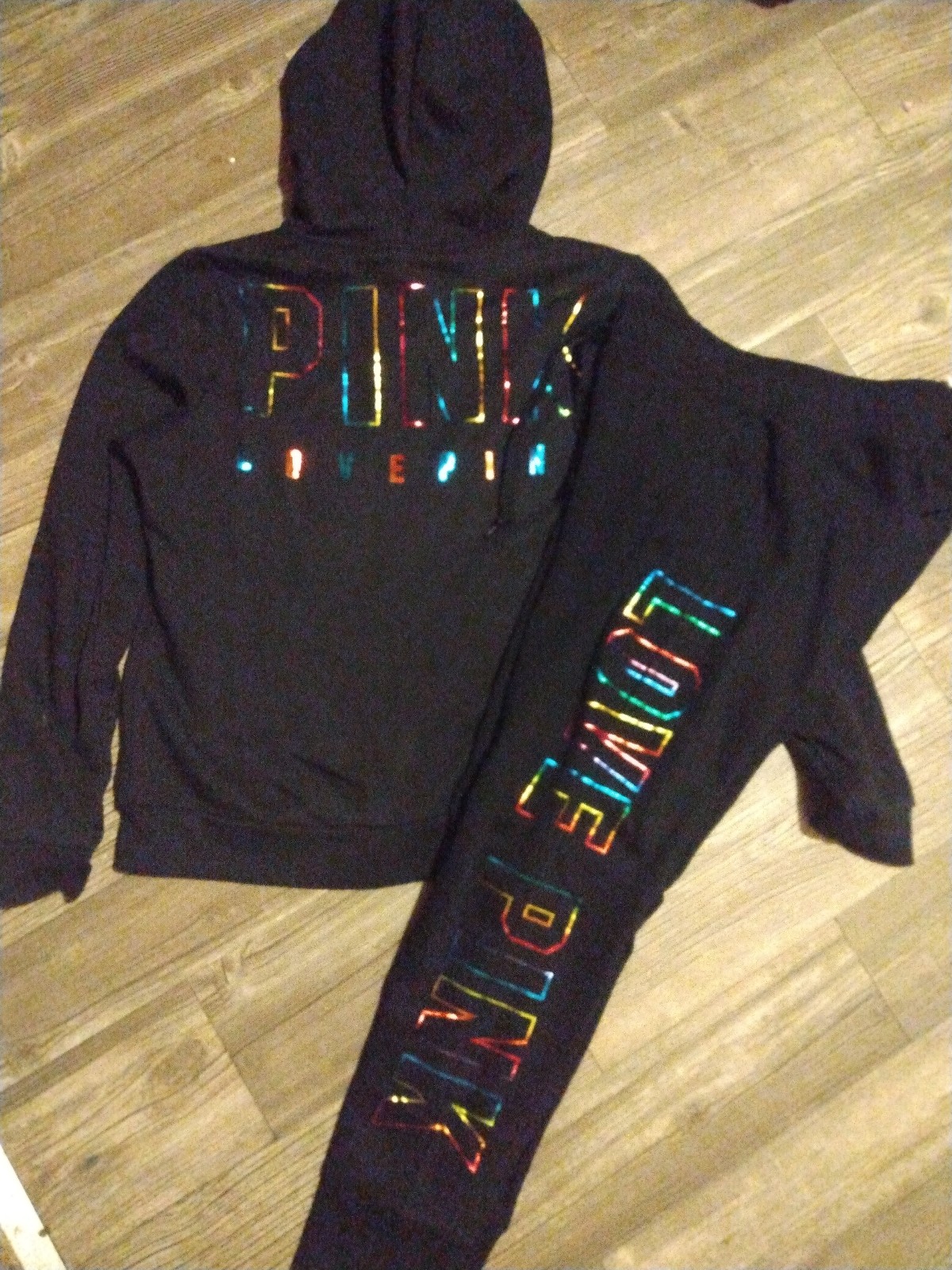 Rainbow foil set pink NWT sweatpants size medium hooded sweatshirt