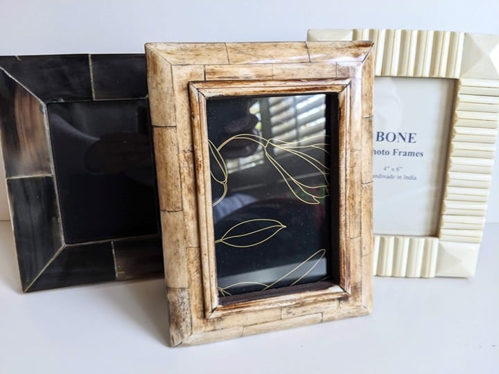 1 Handmade Vintage Carved Bone Picture Photo Frame 4x6