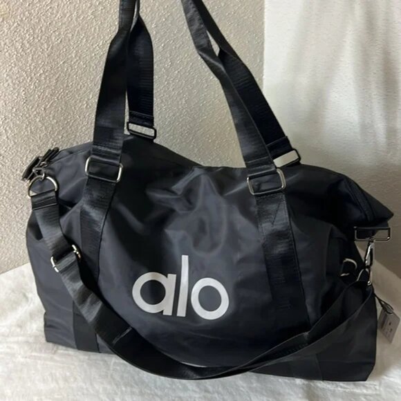 Alo Yoga large traverse duffle Black