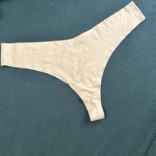seamless thong