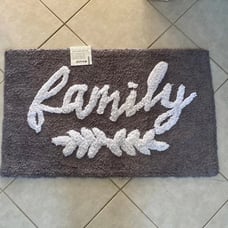 Bath rug NWT