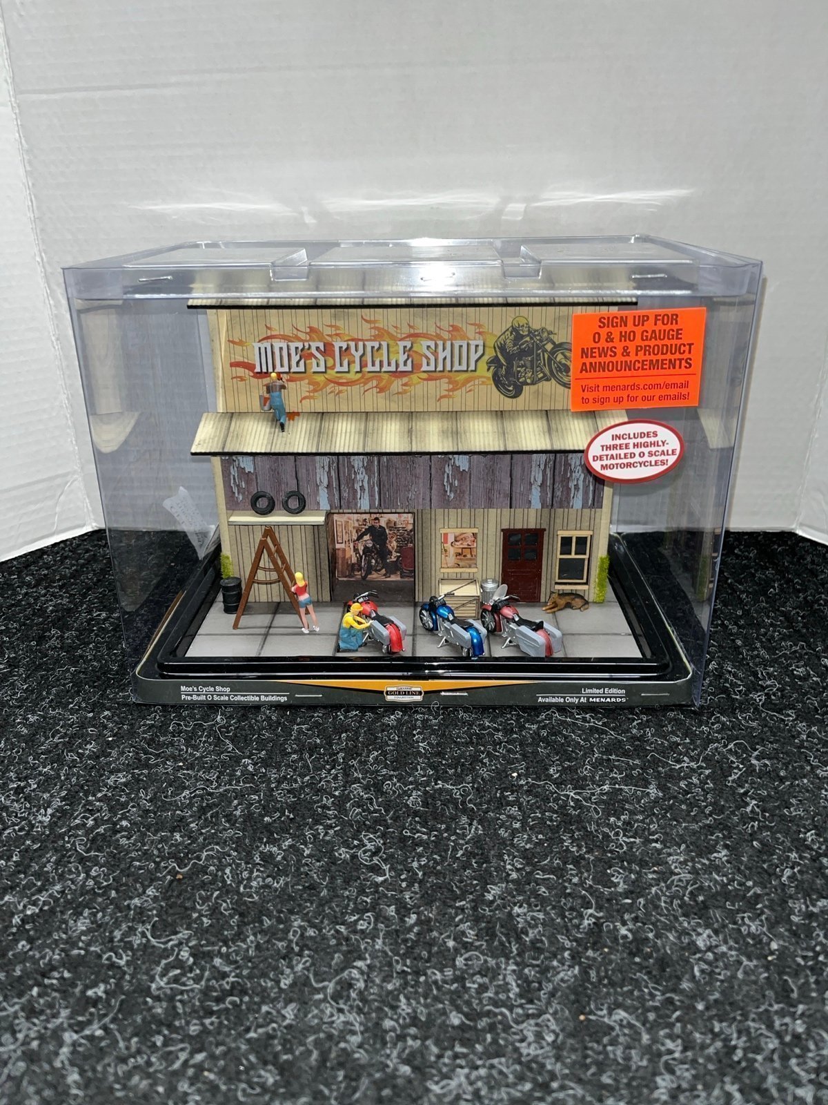 Menards Gold Line Moe’s Cycle Shop O Scale Train Building