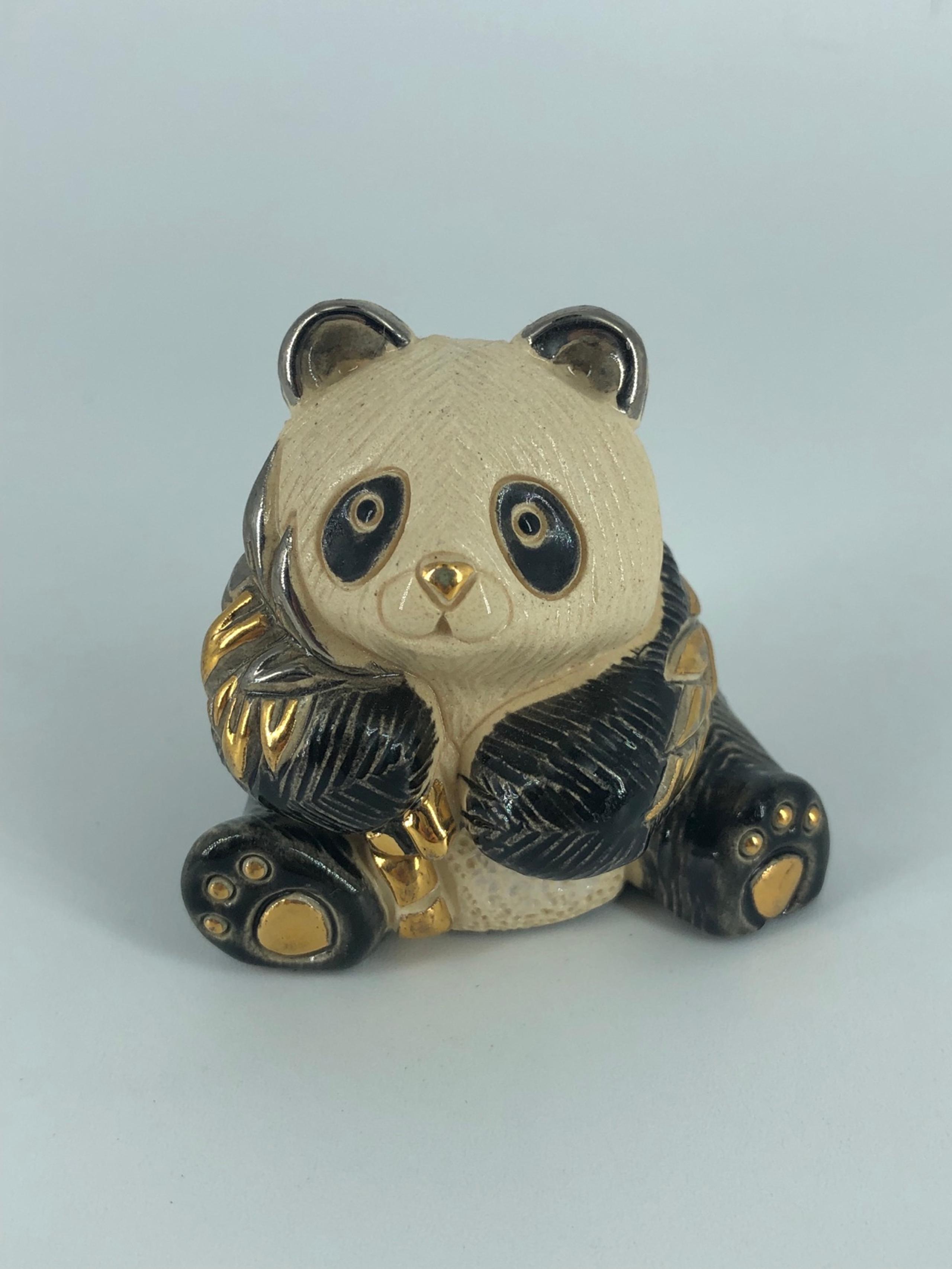 Artisania Rinconada De Rosa Panda Bear Trinket Box Figurine