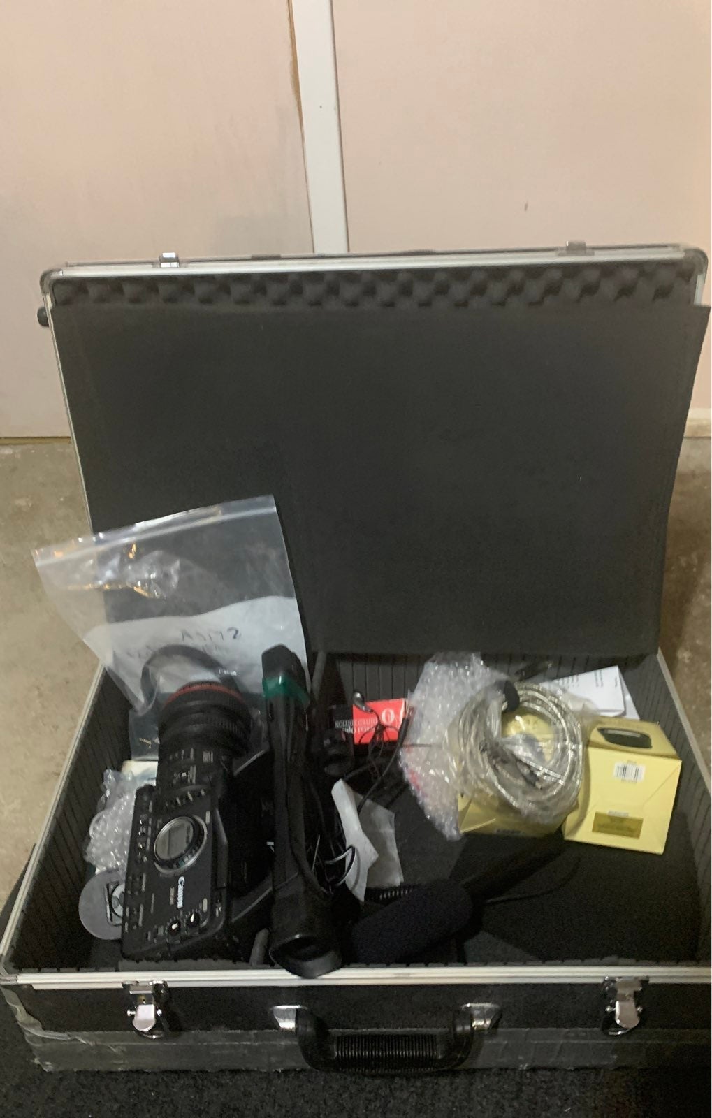 PRO HDV CAMCORDER