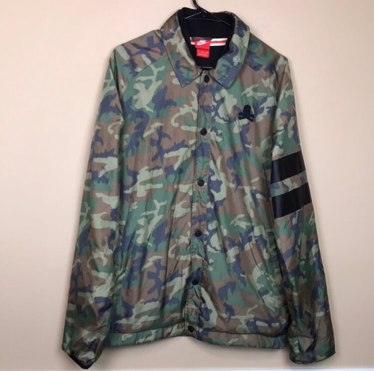 NIKE Men’s BB51 Ferocity Camouflage Baseball Football Windbreaker Bomber Jacket