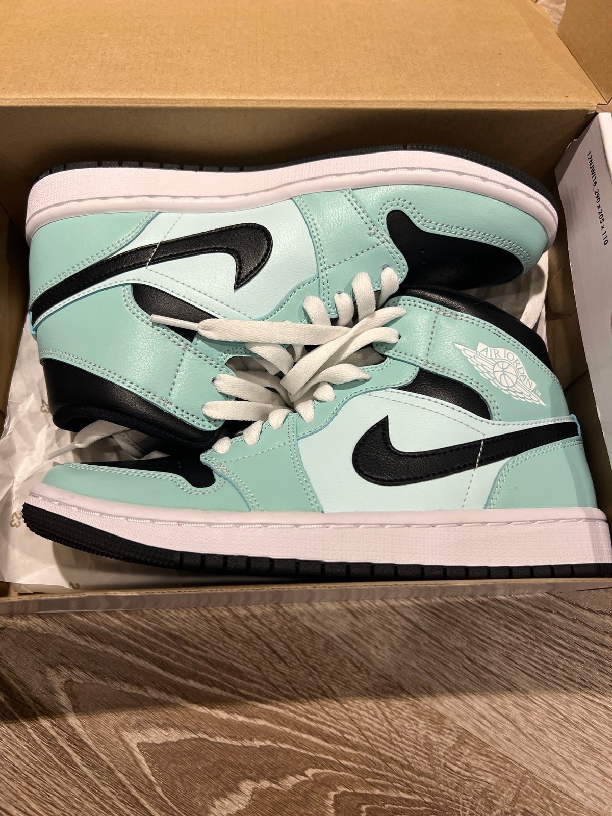 NEW Nike Jordan 1 Mid Light Dew Black Teal Tint