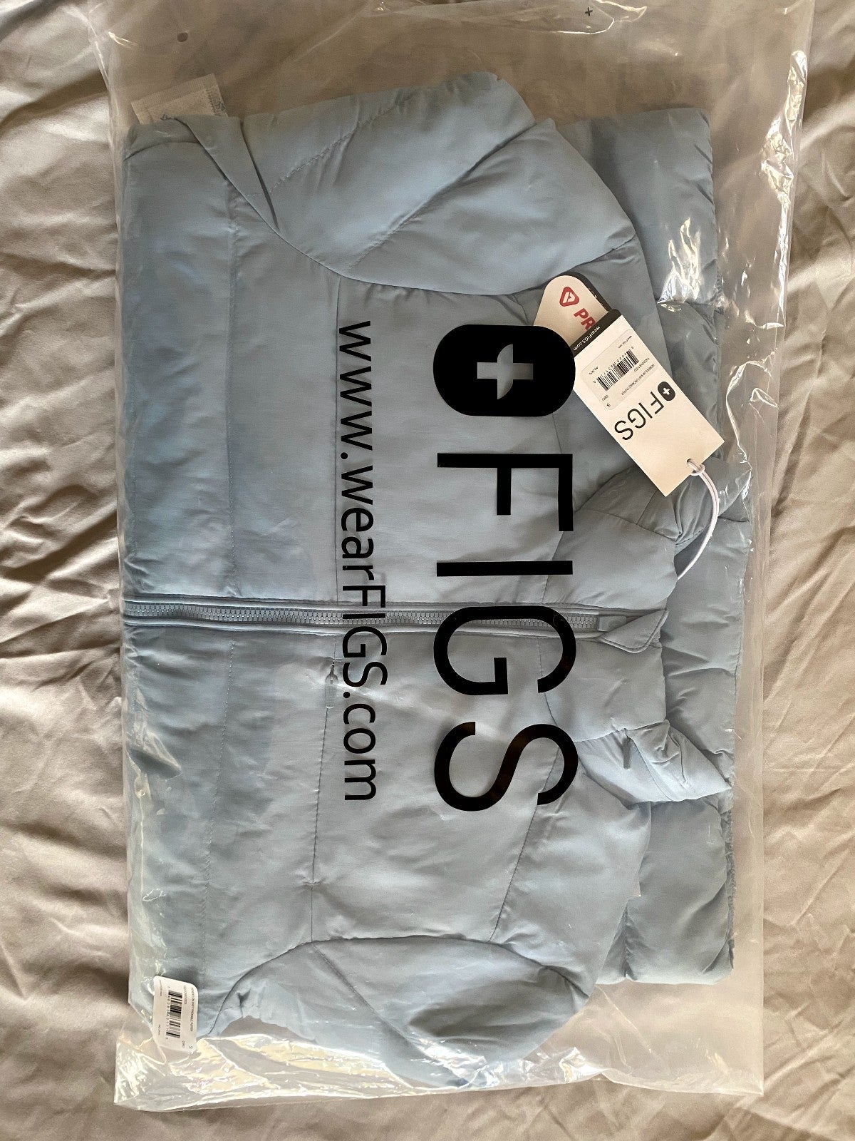 FIGS high quality NEW On Shift Packable Puffer Jacket SMALL Dusty Blue