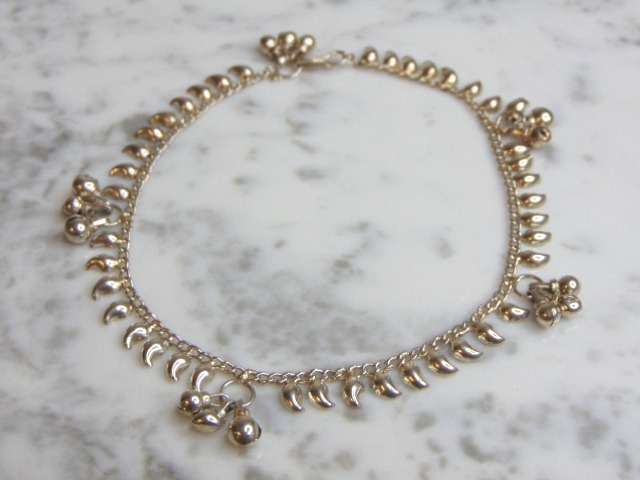 Womens Vintage Estate Sterling Silver Charm Bracelet 14.5g E4648