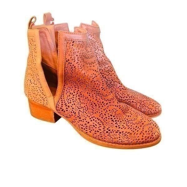 Jeffrey Campbell ORILEY Cut Out Tan Brown Leather Ankle Boots Booties Size 7.5
