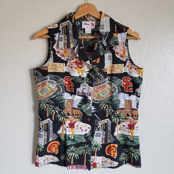 Reyn Spooner USC Team Trojans Hawaiian Button Up Top Women's S Tropical Football