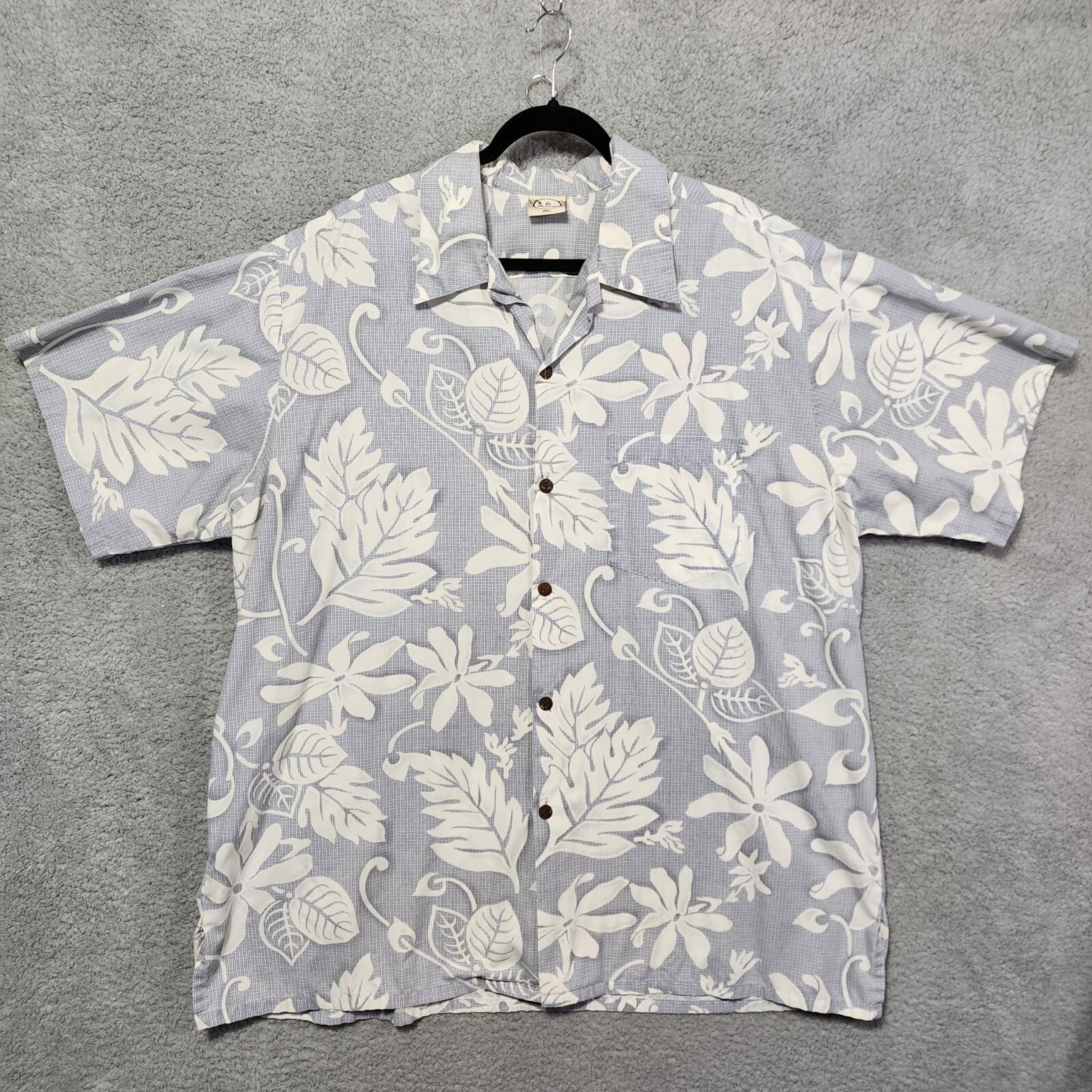 Go Barefoot Men Blue Size 3XL Hawaiian Floral Shirt Short Sleeve
