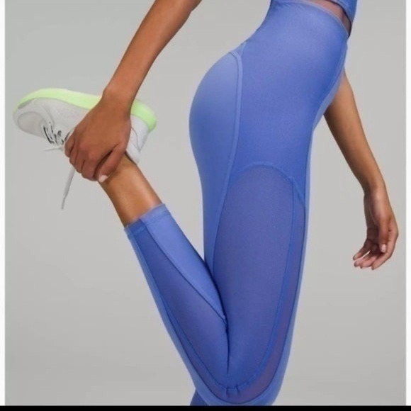 Lululemon Everlux and Mesh Super-High-Rise Training Tight 25 Size 14