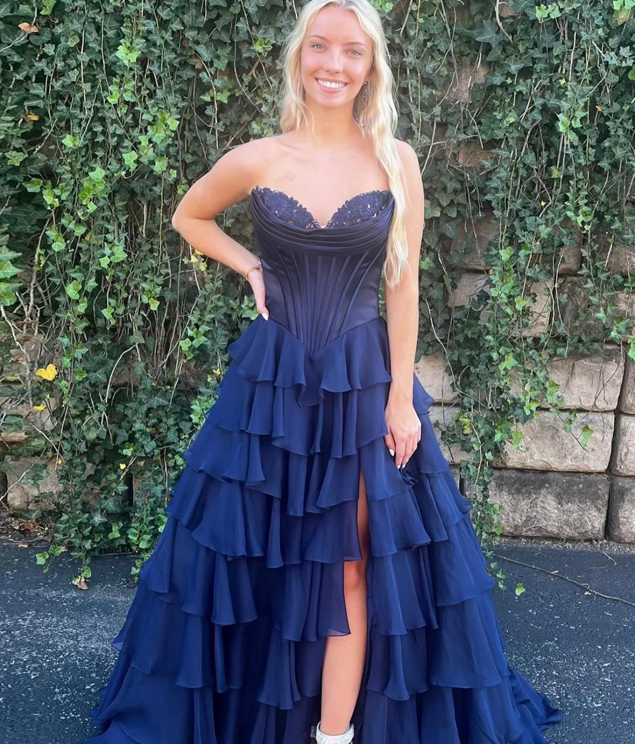 Prom dress Sherri Hill 56911 FOR RENT