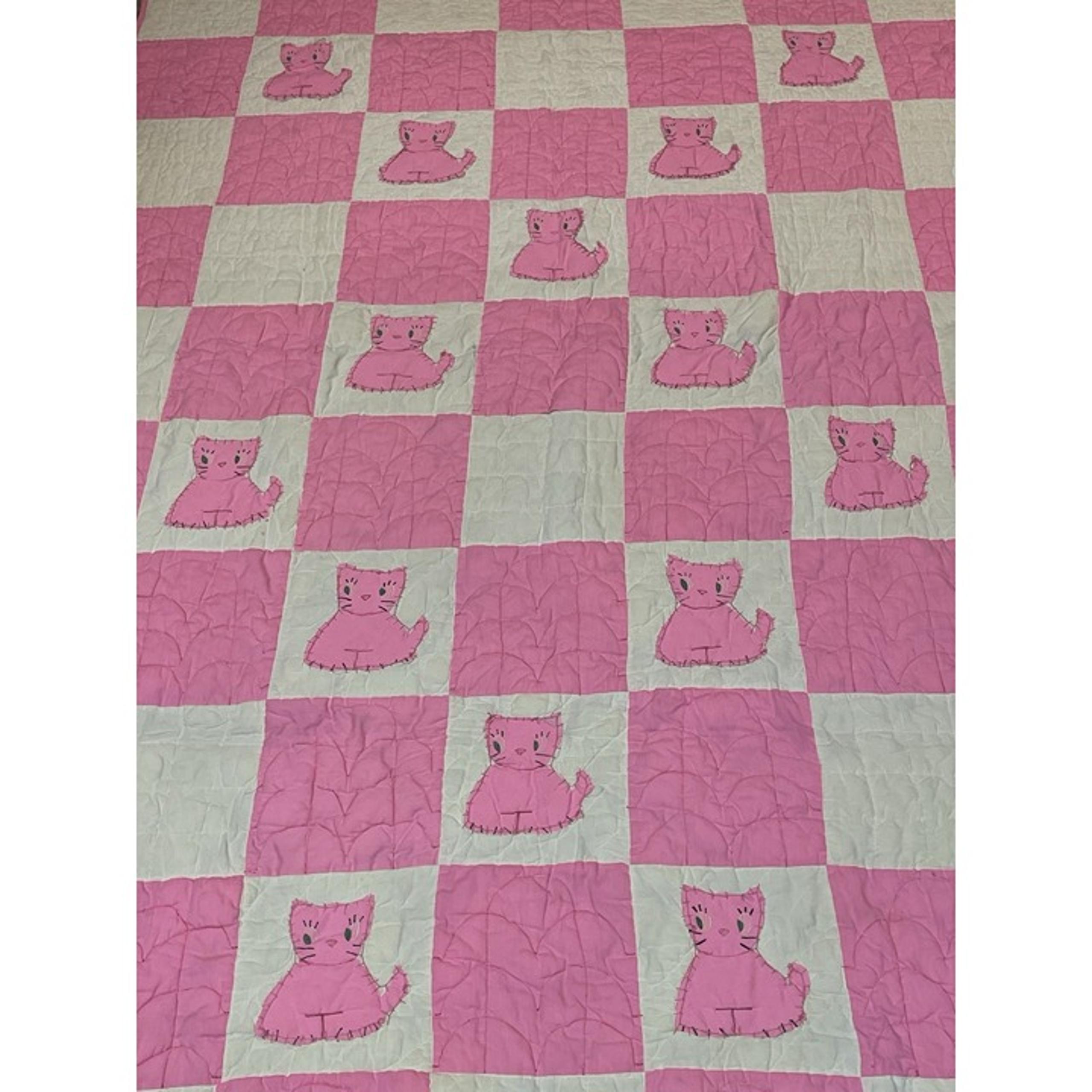 Vintage Retro Kitschy Pink And White Kitty Cat Handmade Quilt 54.5” X 88.5”
