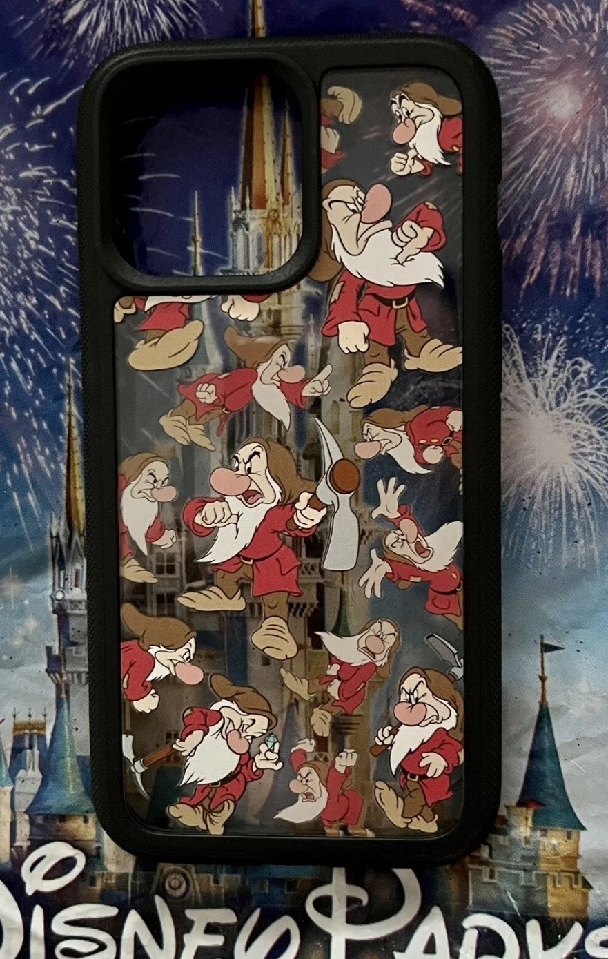 DISNEY PARKS Seven Dwarfs GRUMPY iPHONE 15 Pro Case Cover New