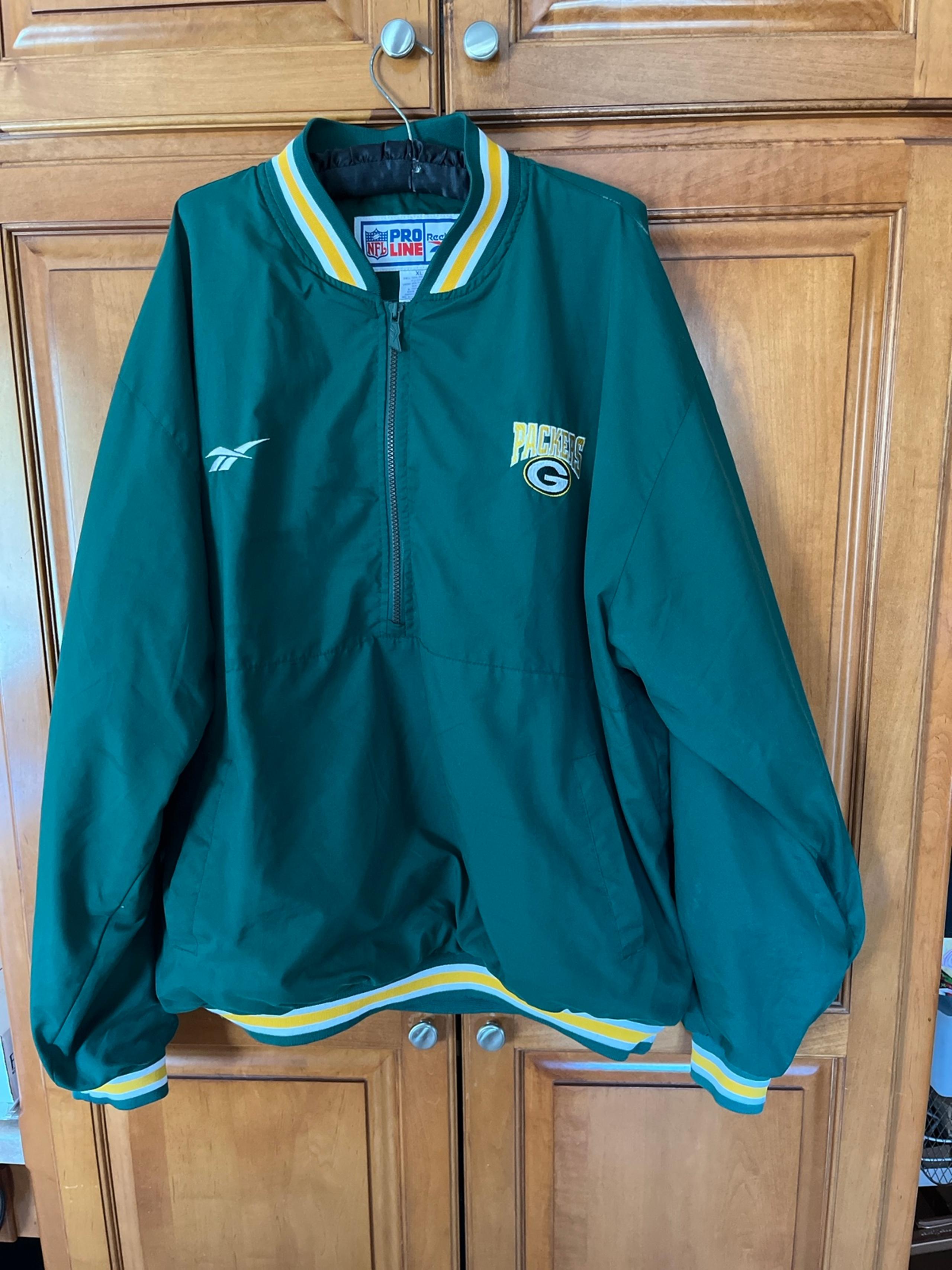 Green Bay Packers men’s windbreaker