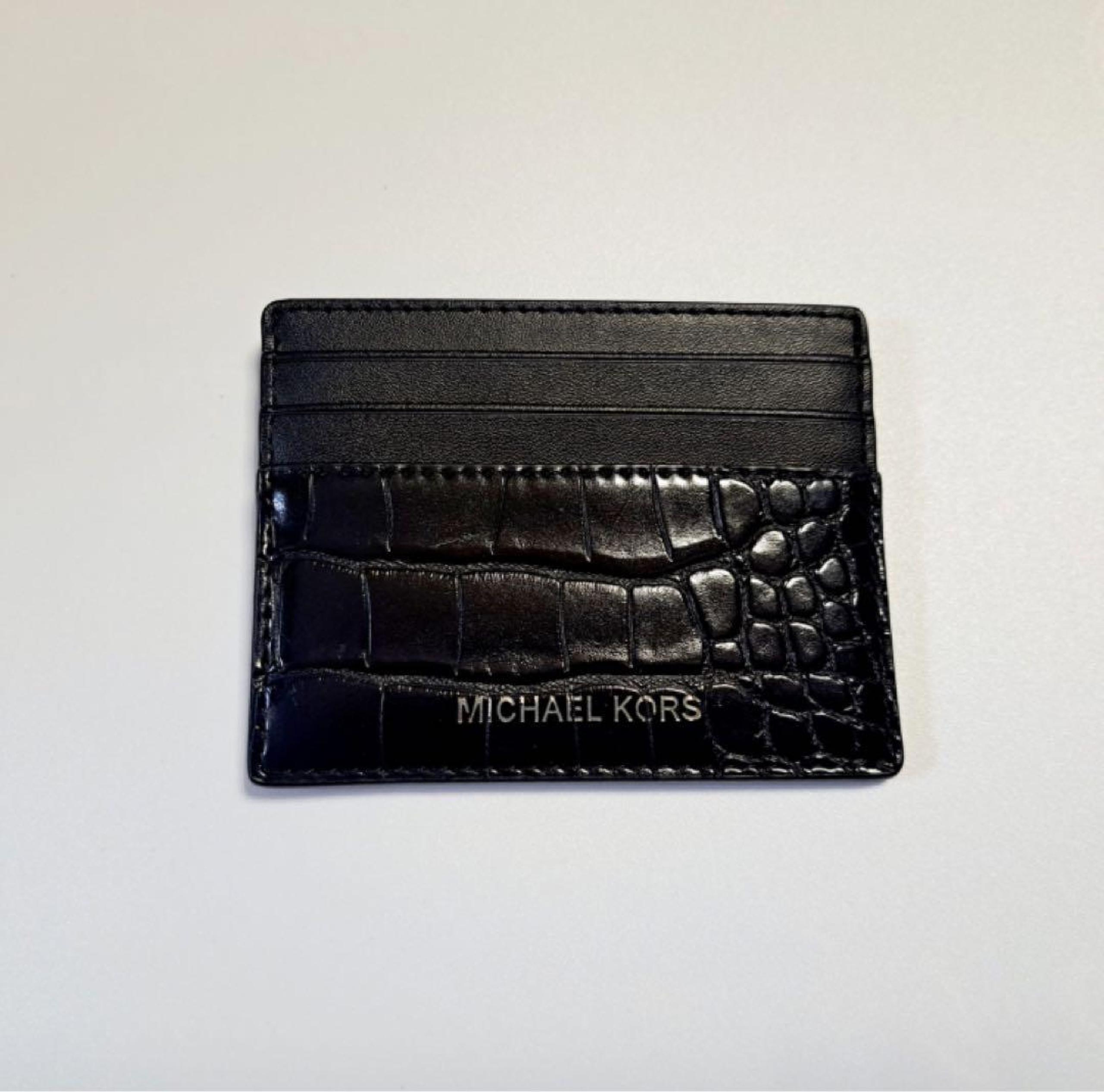 Popular Item☘️ Authentic Michael Kors Card Case Black 36F1LCOD2E1