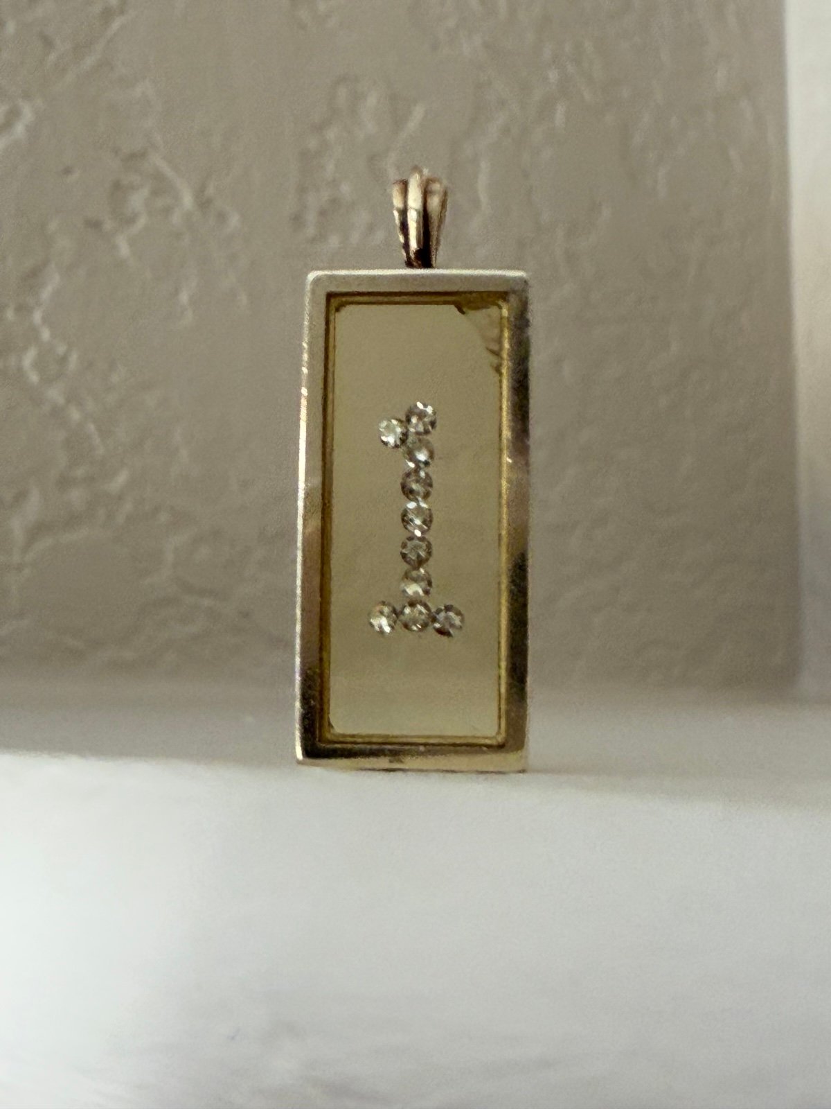 Vintage 14k Floating #1 Pendant 10 Brilliant Cut Diamond Set In Resin 3 grams