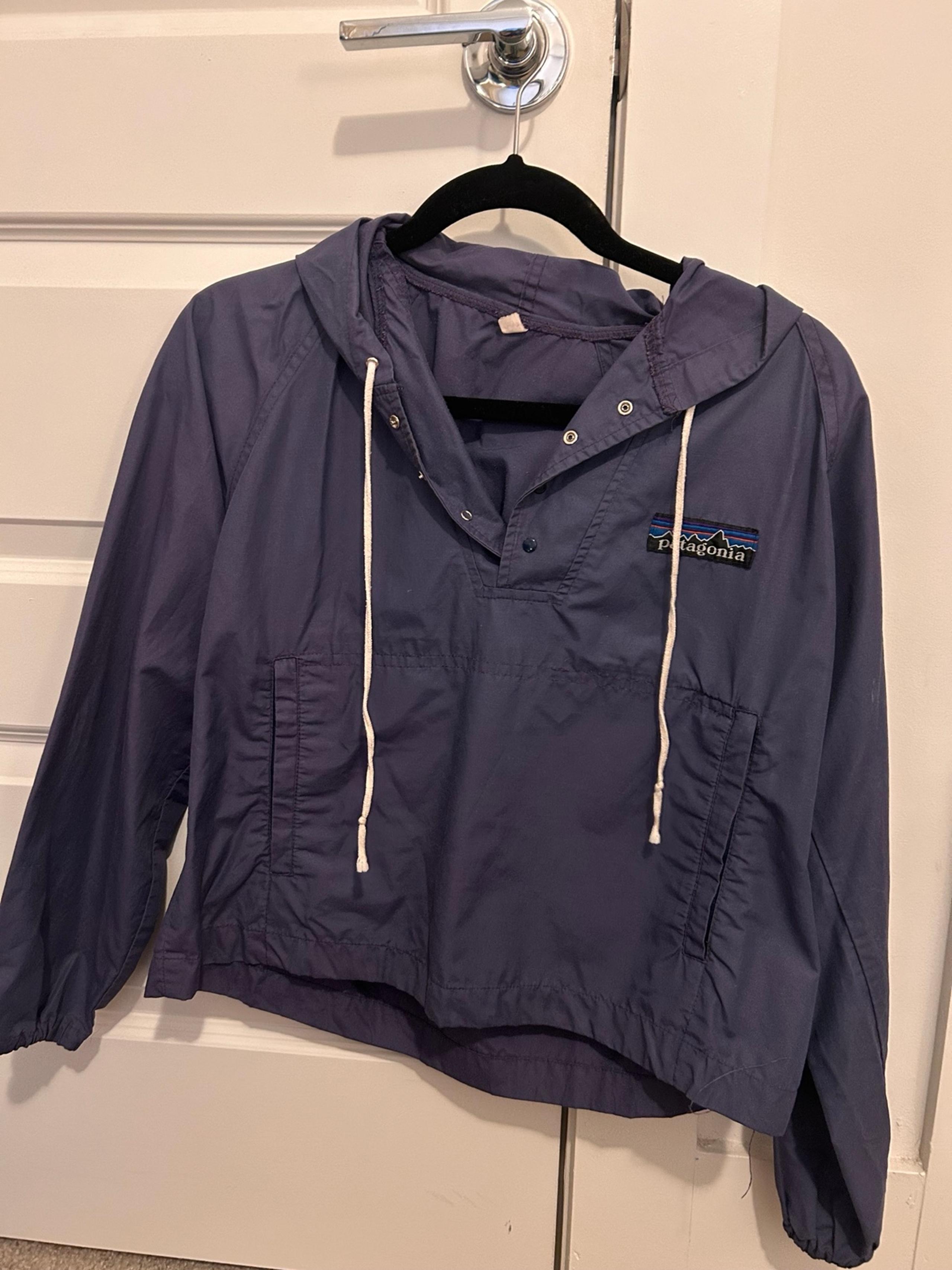 Patagonia windbreaker
