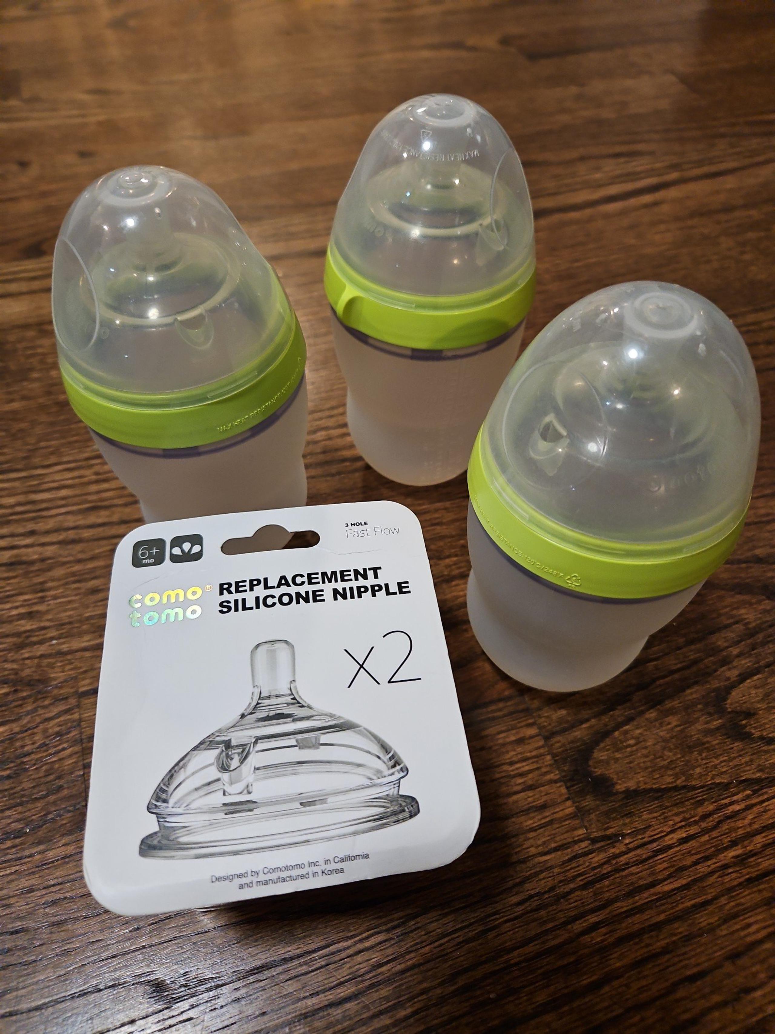 Comotomo Bottles 3 of 8 oz, with 2 pack of 6 mo+ replacement nipples
