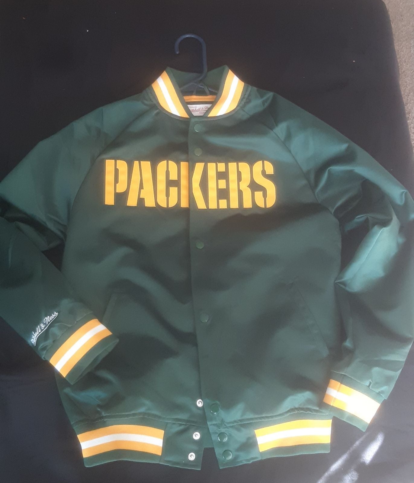 Green Bay Packers Mitchell & Ness Jacket - www.vitorcorrea.com Green Bay Packers Mitchell & Ness Jacket - www.vitorcorrea.com